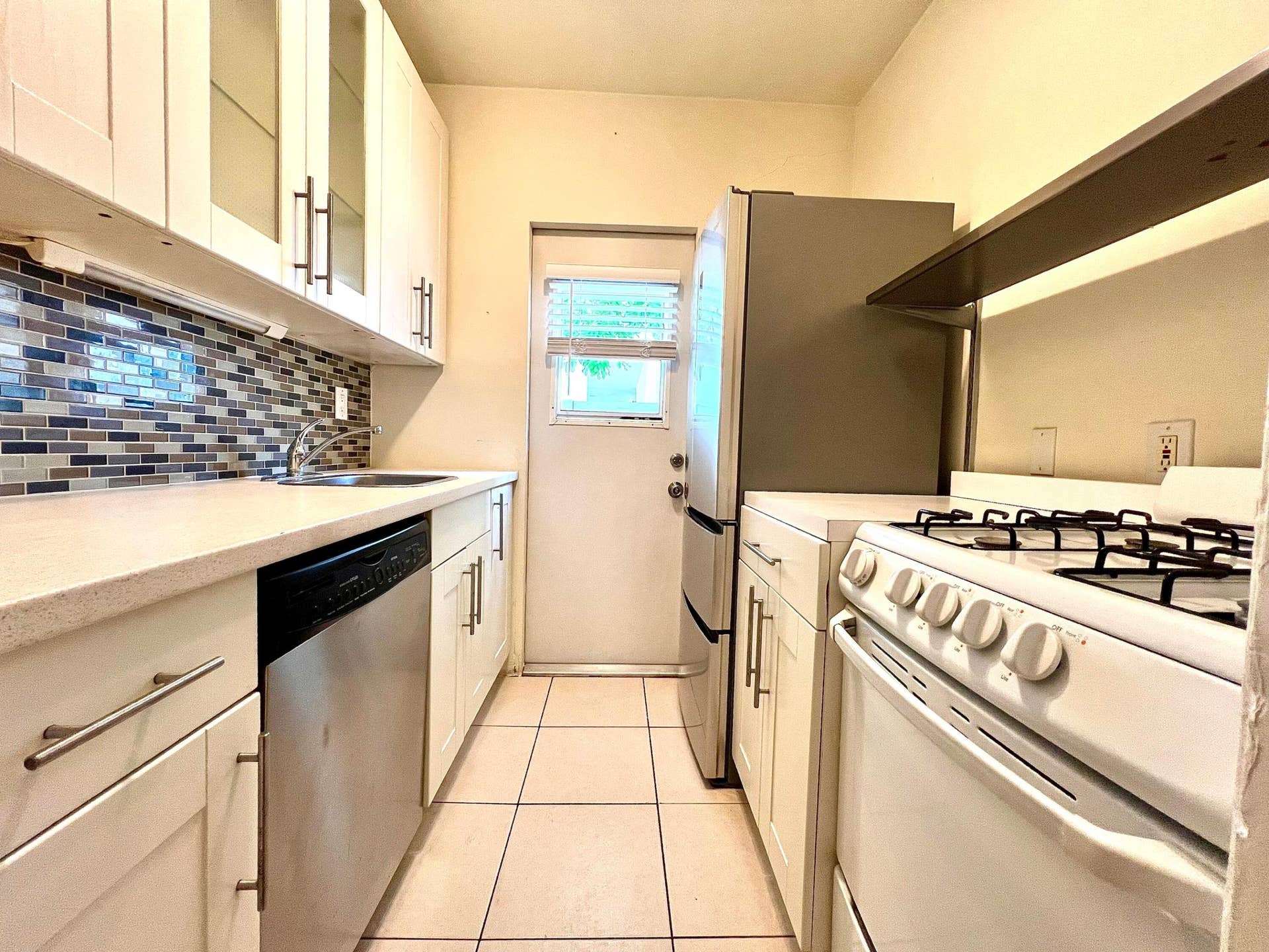 817 NE 16TH Terrace, #2, Fort Lauderdale, FL 33304 IMG_1220