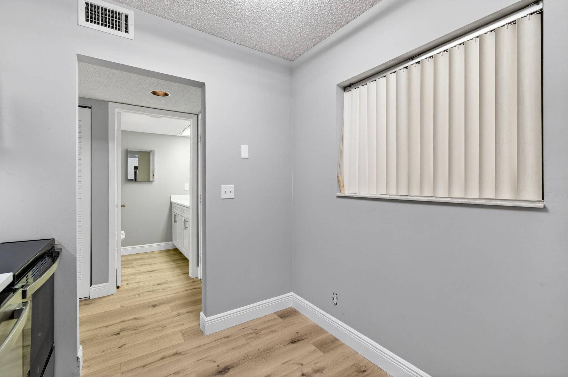 5340 Las Verdes Cr Las Verdes Circle, #109, Delray Beach, FL 33484 27-web-or-mls-DSC_7224