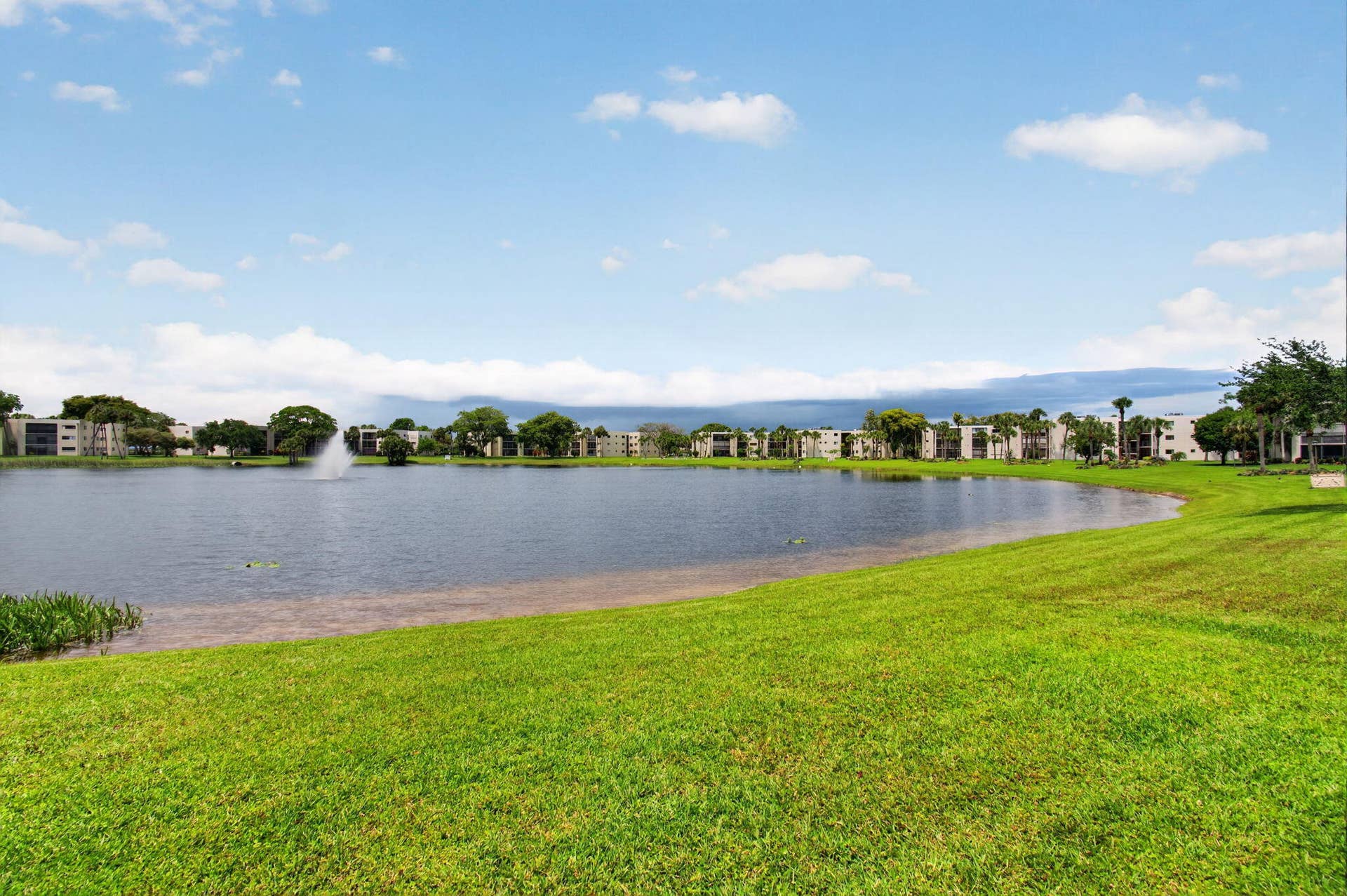 5340 Las Verdes Cr Las Verdes Circle, #109, Delray Beach, FL 33484 54-web-or-mls-DSC_7065