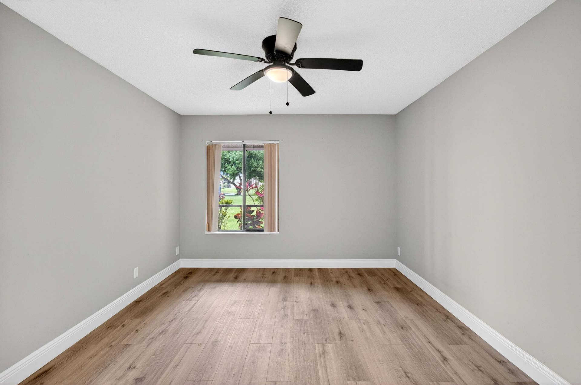 5340 Las Verdes Cr Las Verdes Circle, #109, Delray Beach, FL 33484 33-web-or-mls-DSC_7272