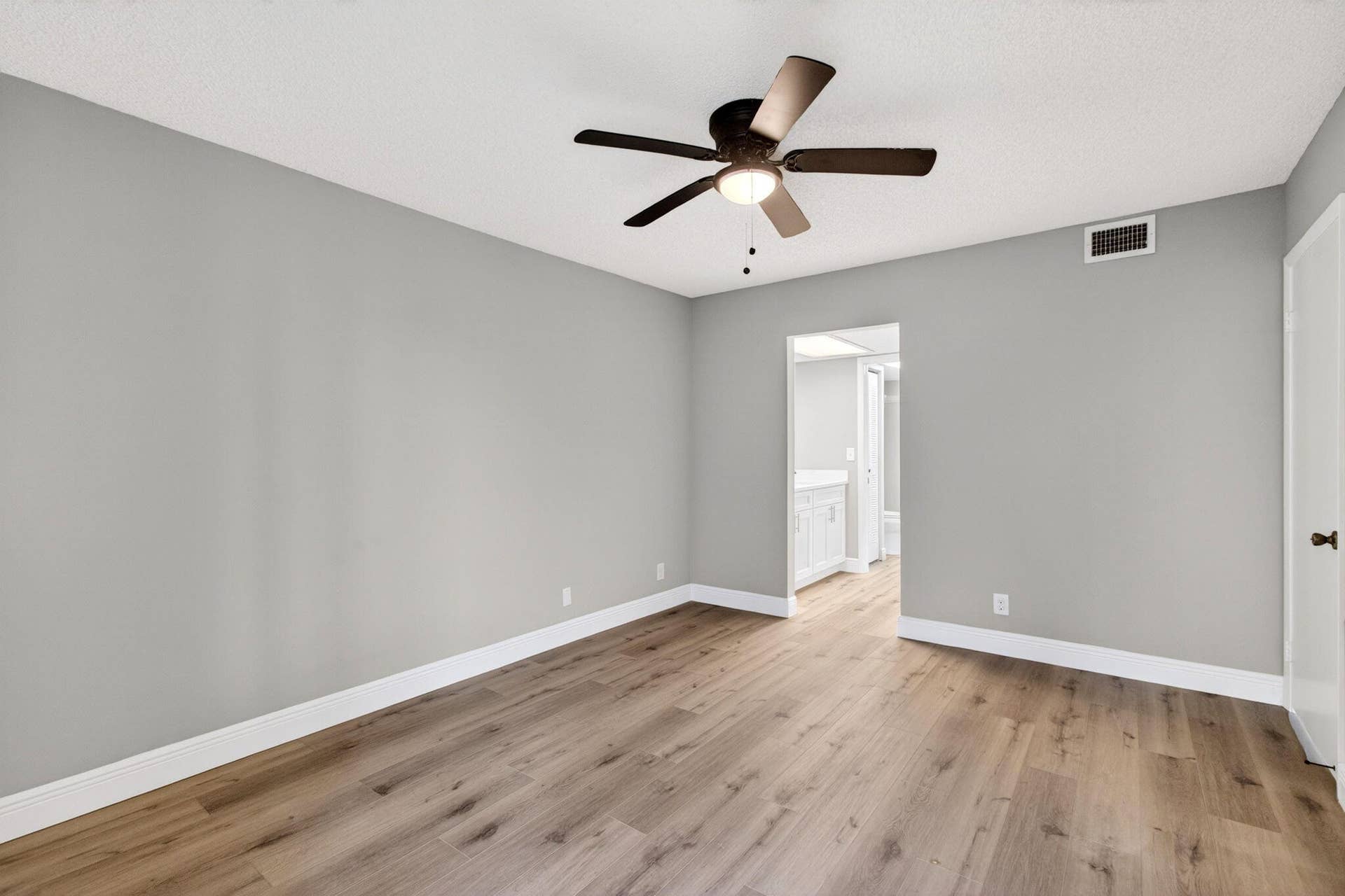 5340 Las Verdes Cr Las Verdes Circle, #109, Delray Beach, FL 33484 35-web-or-mls-DSC_7282