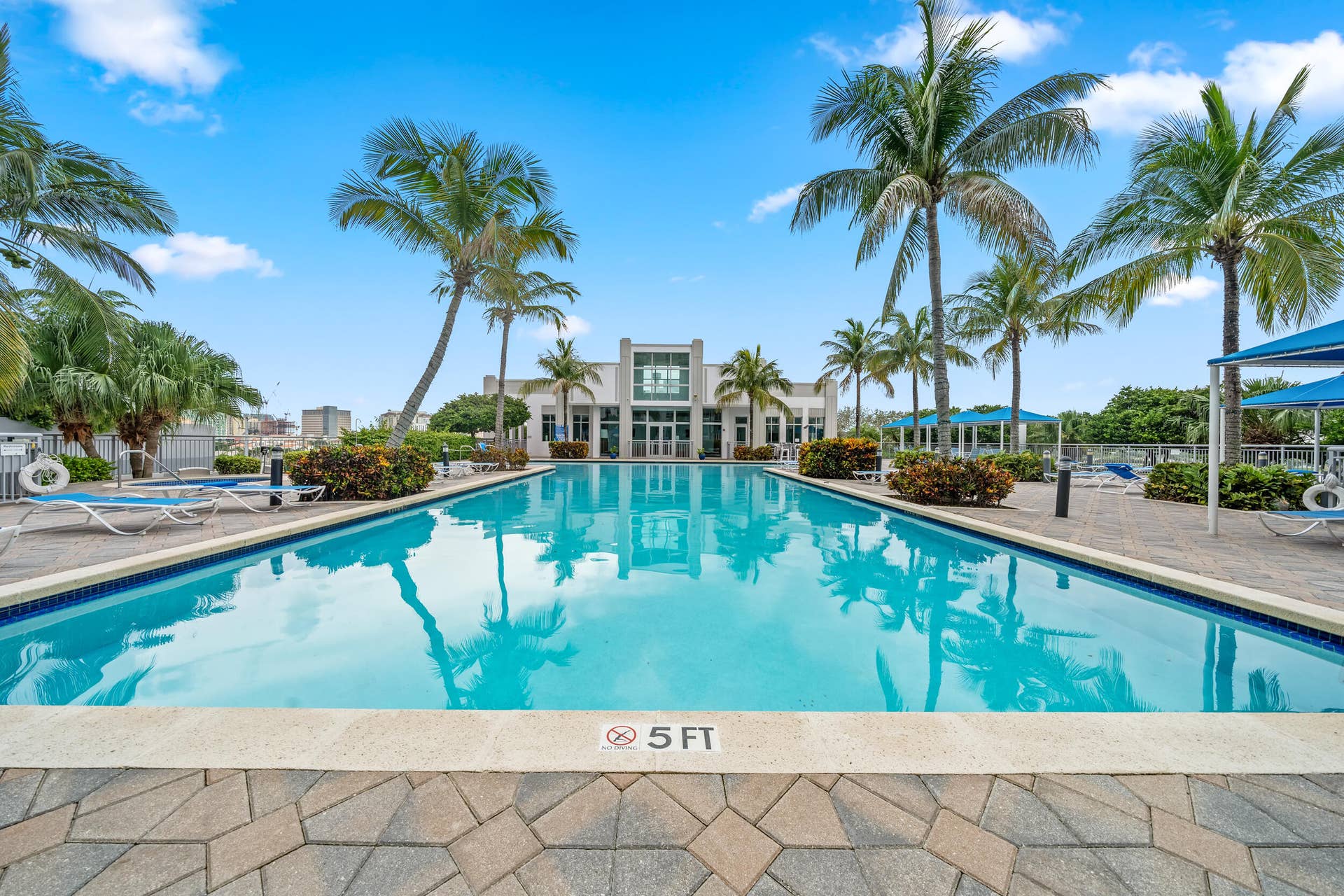 300 S Australian Avenue, #907, West Palm Beach, FL 33401 46-print-DSC00571