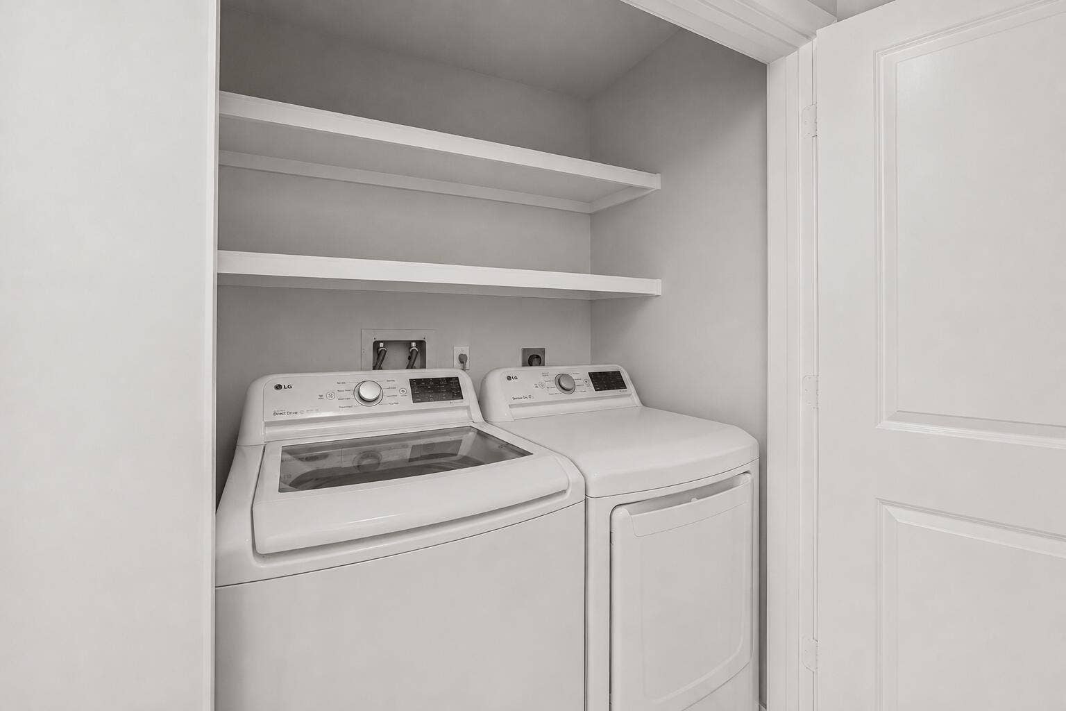 300 S Australian Avenue, #907, West Palm Beach, FL 33401 40-print-Washer_Dryer