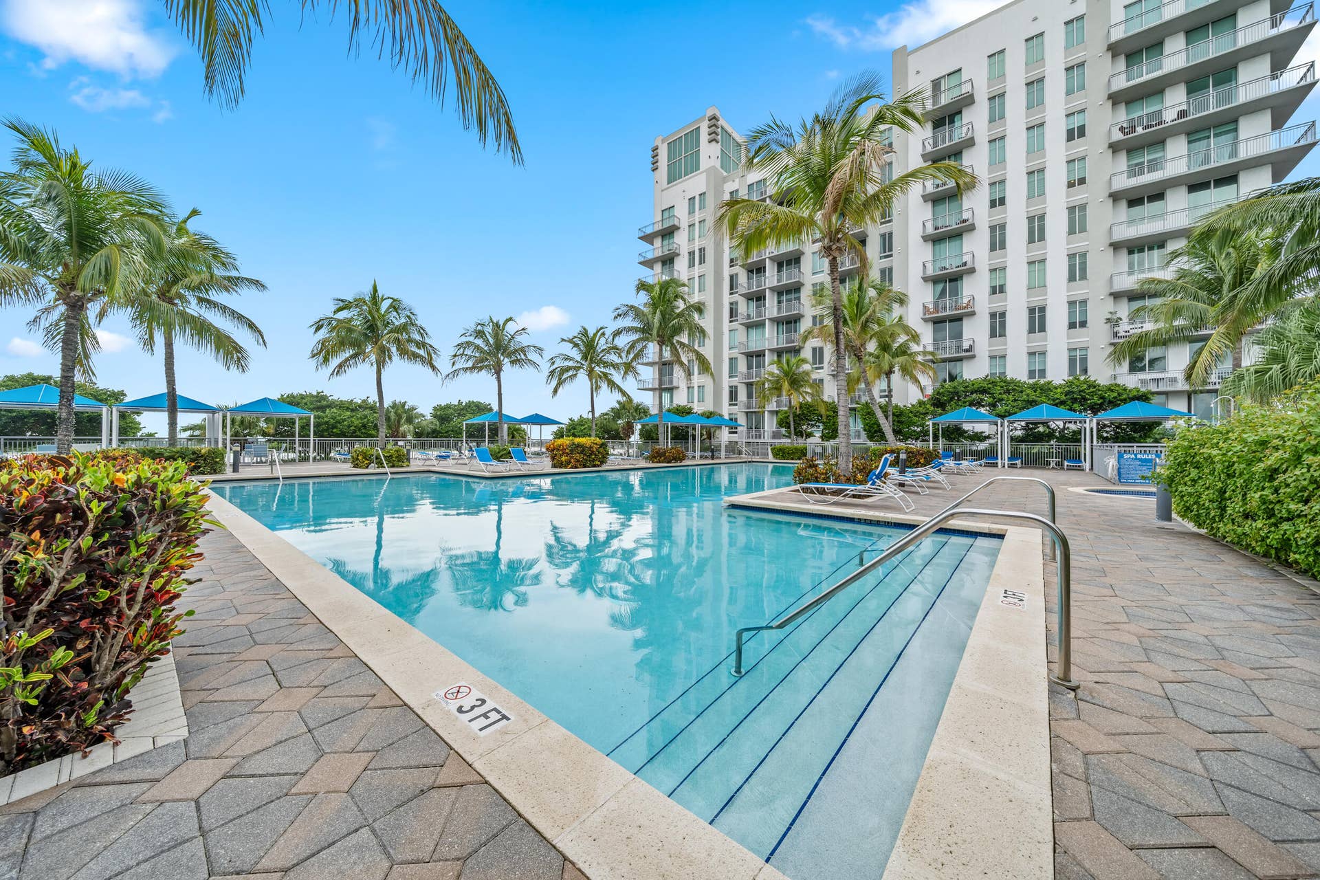 300 S Australian Avenue, #907, West Palm Beach, FL 33401 48-print-DSC00581