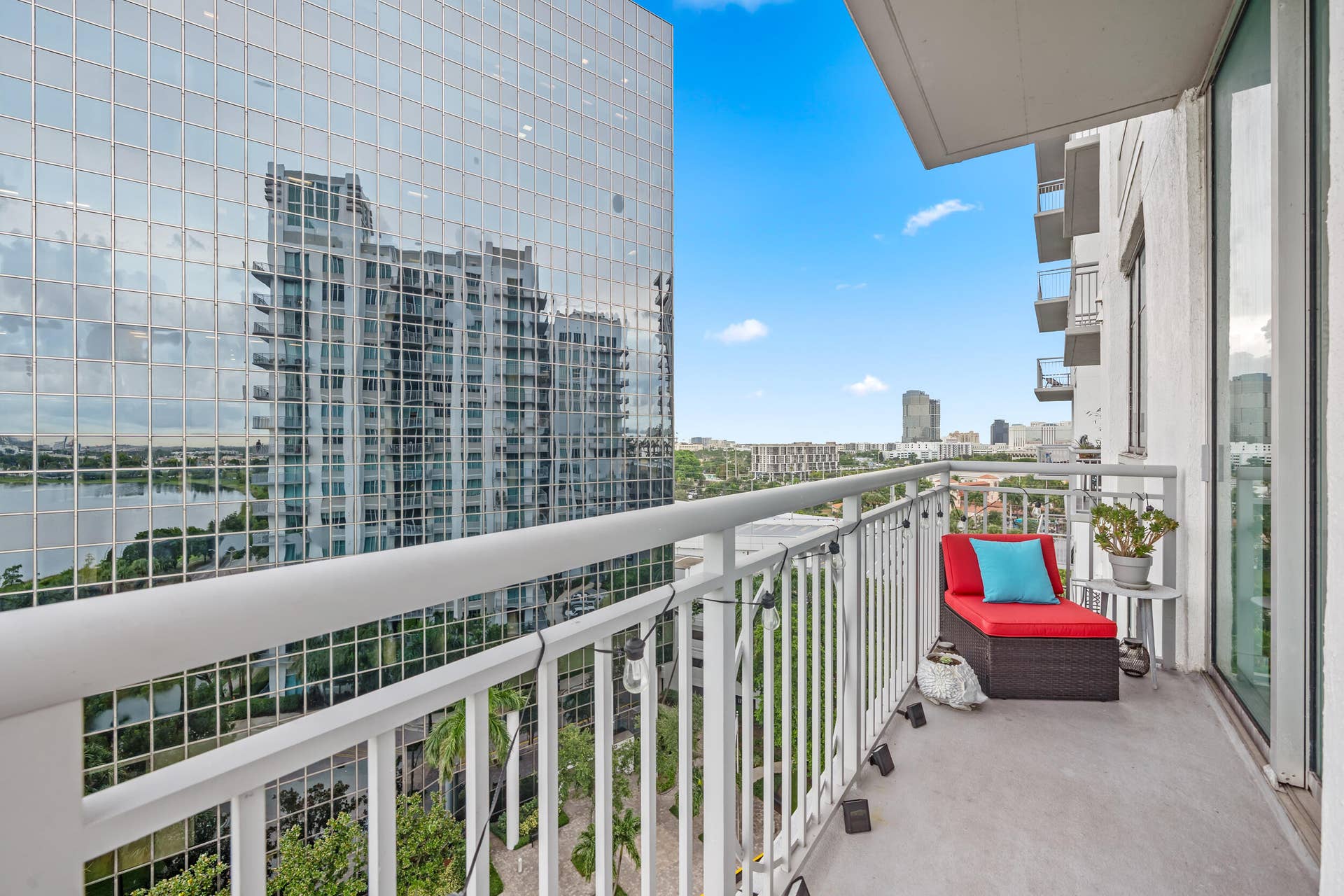 300 S Australian Avenue, #907, West Palm Beach, FL 33401 37-print-DSC00526