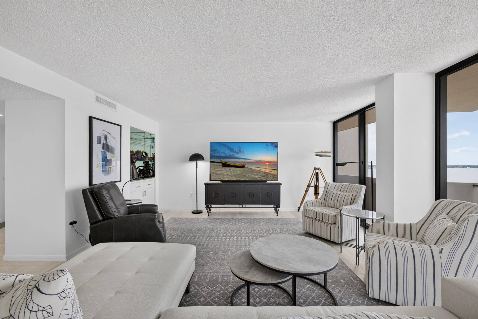 4200 N Ocean Drive, #2-1601, Singer Island, FL 33404 15-web-or-mls-5D1A8306