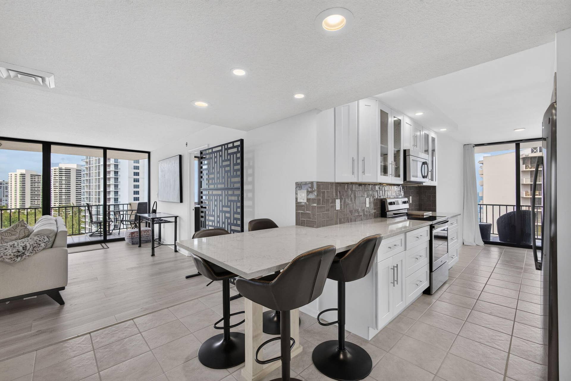 4200 N Ocean Drive, #2-1601, Singer Island, FL 33404 11-web-or-mls-5D1A8286