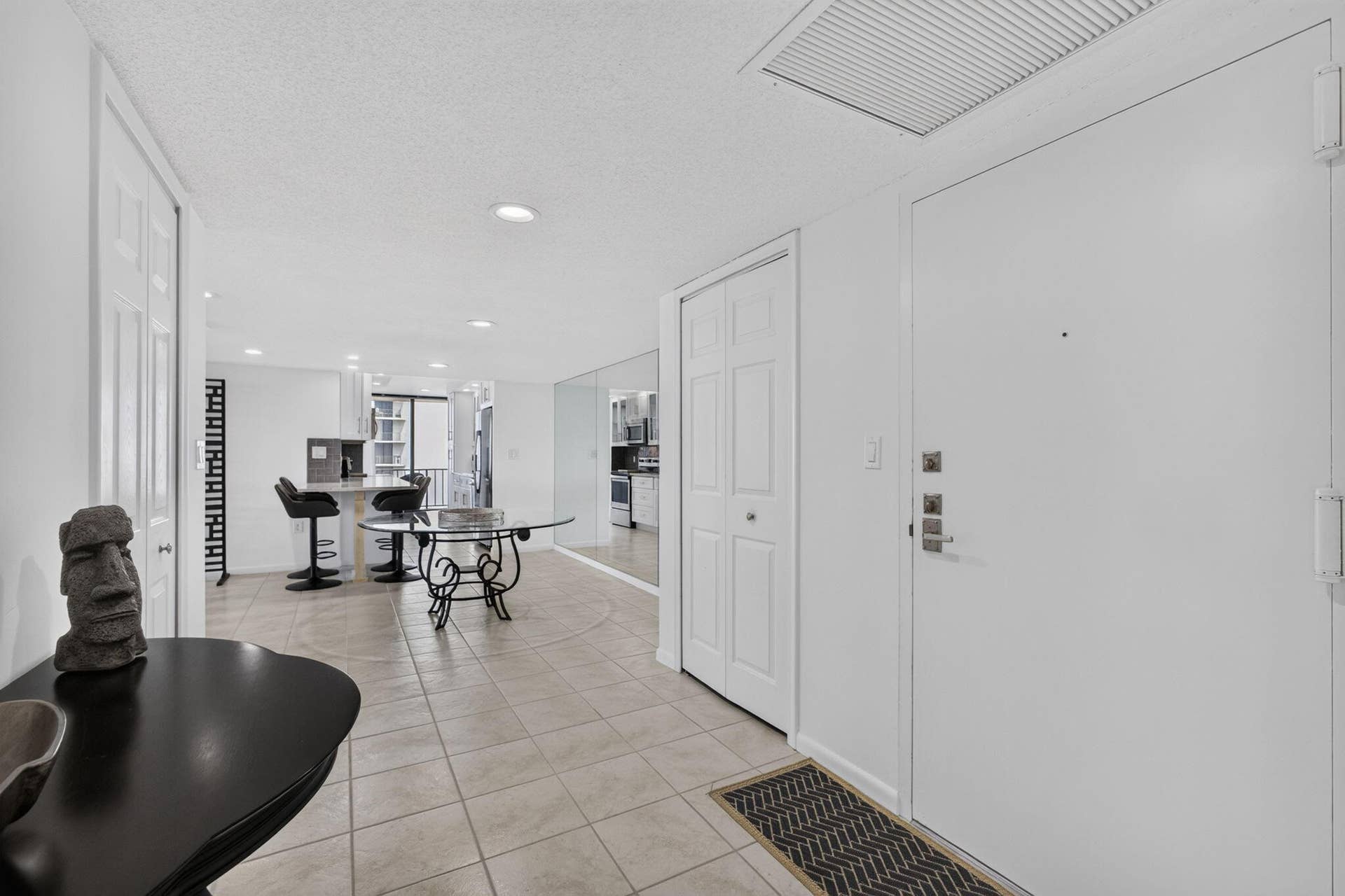 4200 N Ocean Drive, #2-1601, Singer Island, FL 33404 4-web-or-mls-5D1A8272