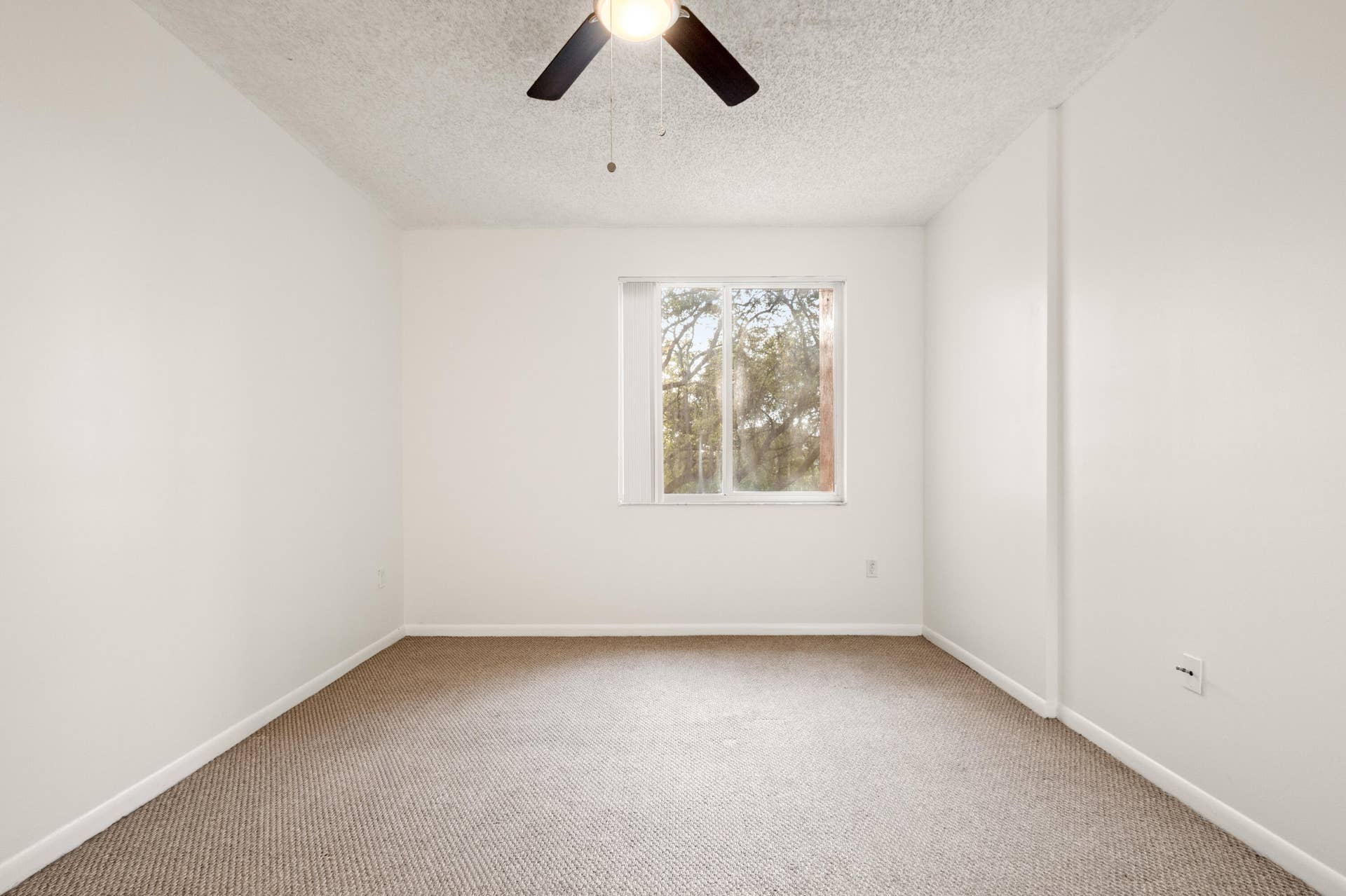 6960 SW 39TH Street, #E205, Davie, FL 33314 IMG_1265