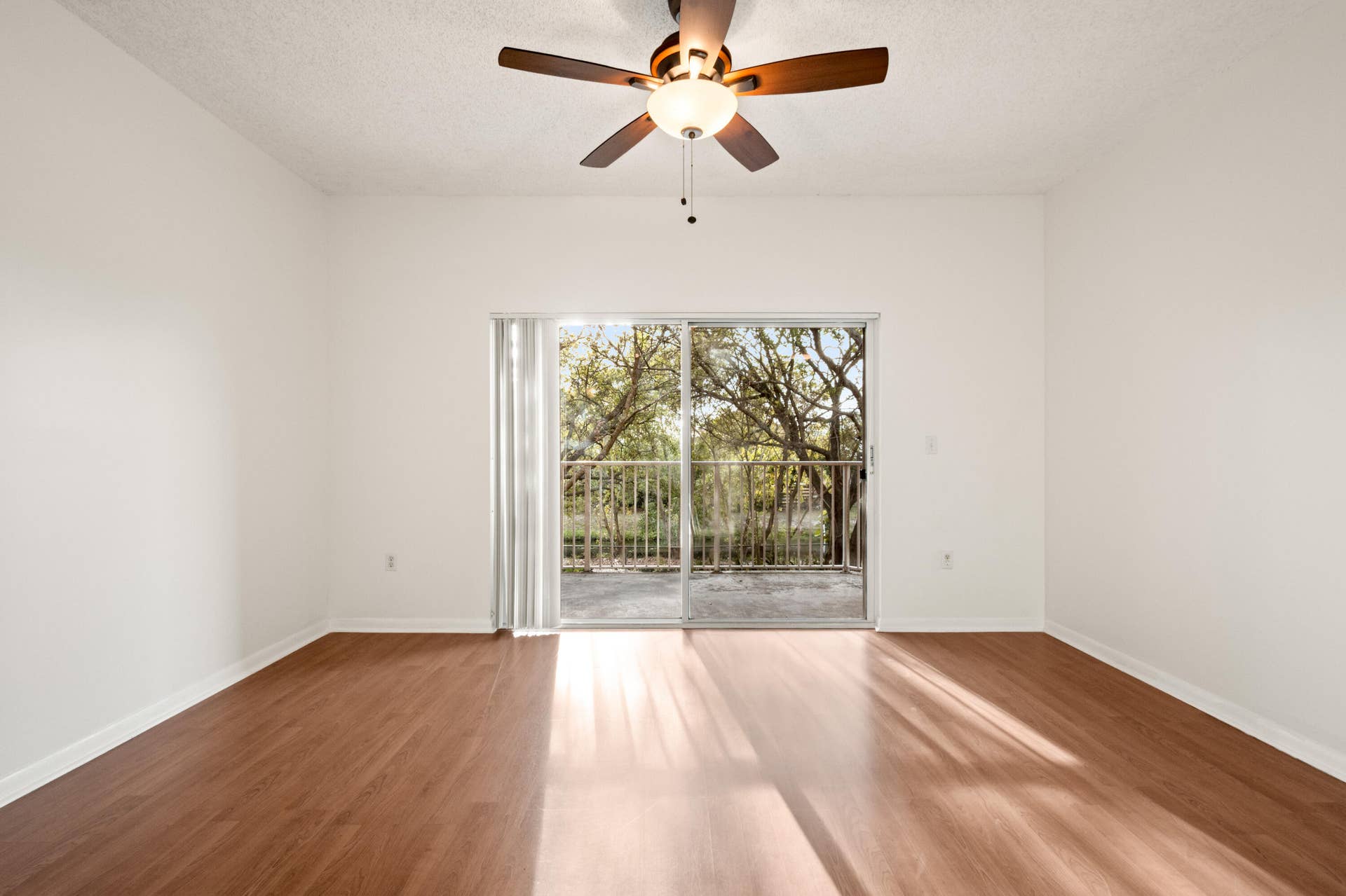 6960 SW 39TH Street, #E205, Davie, FL 33314 IMG_1259