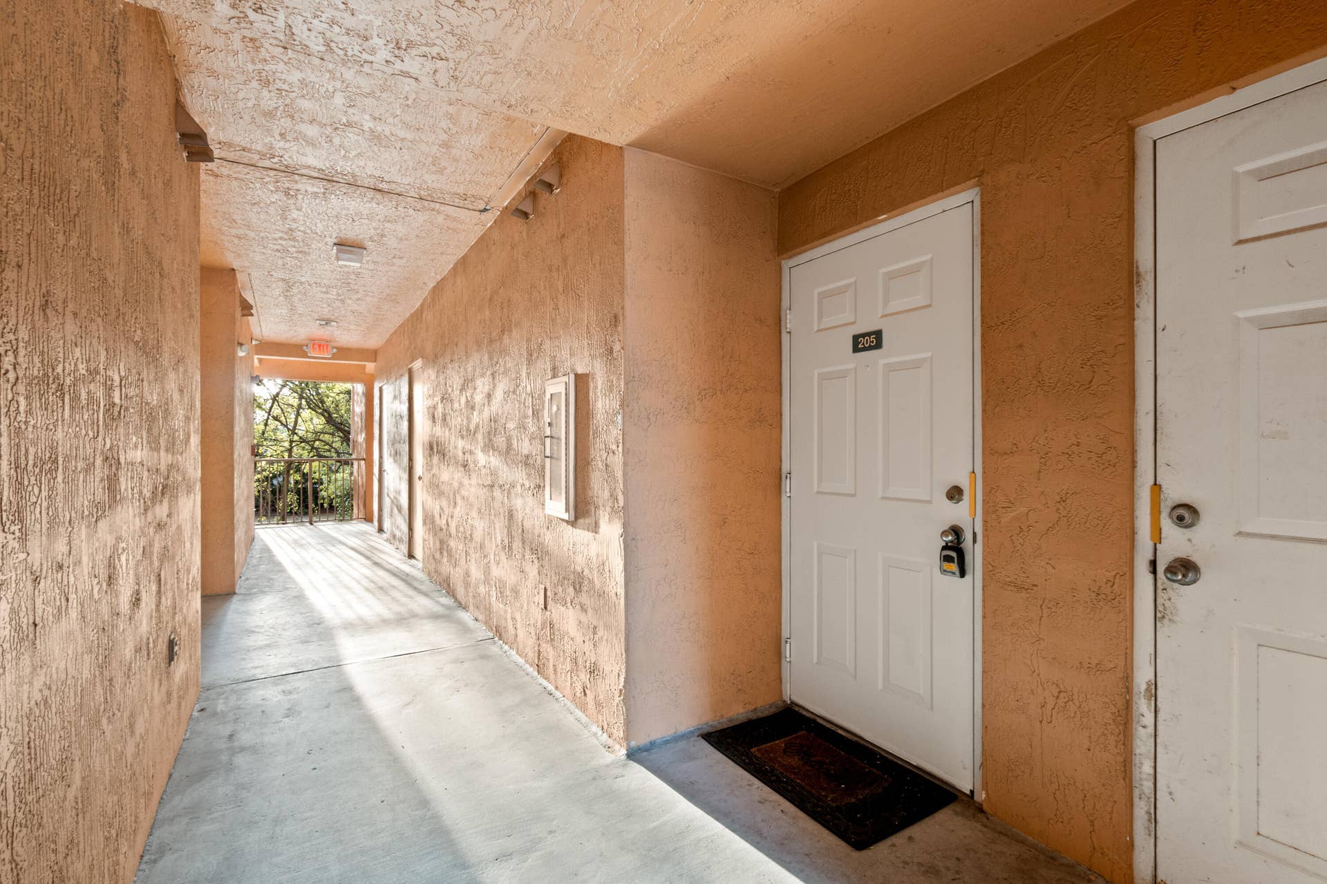 6960 SW 39TH Street, #E205, Davie, FL 33314 IMG_1382