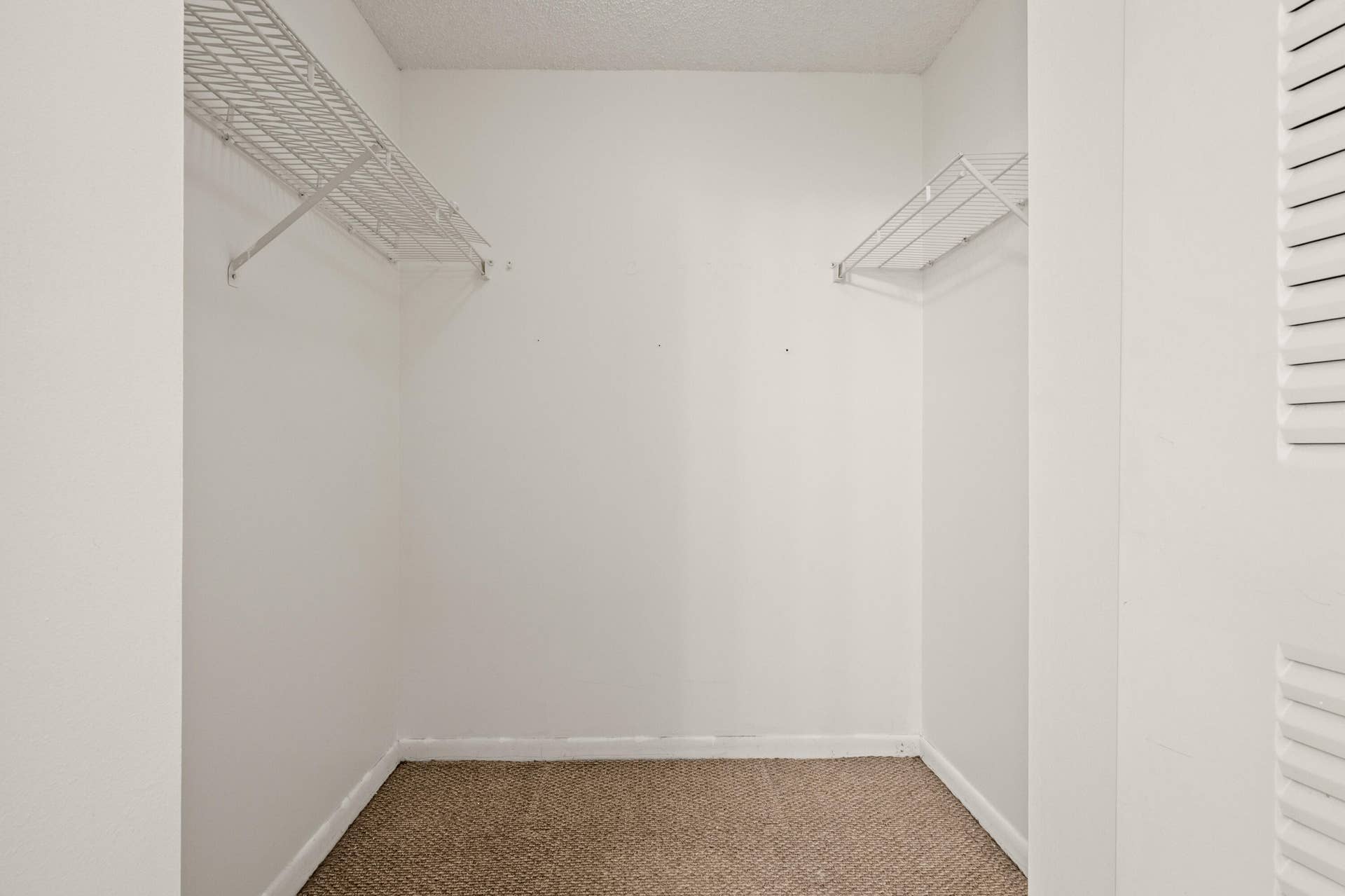 6960 SW 39TH Street, #E205, Davie, FL 33314 IMG_1319