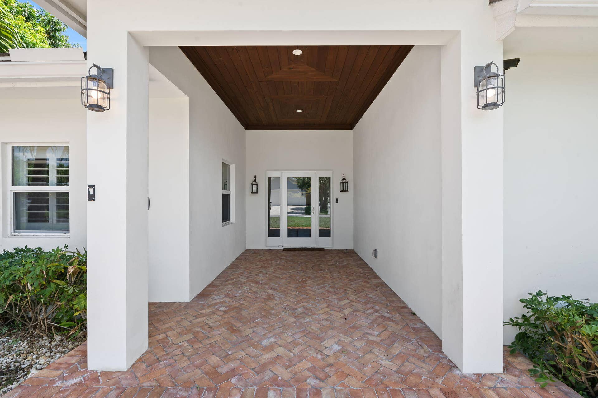 3206 LEIGH Road, Pompano Beach, FL 33062 3206 leigh 25