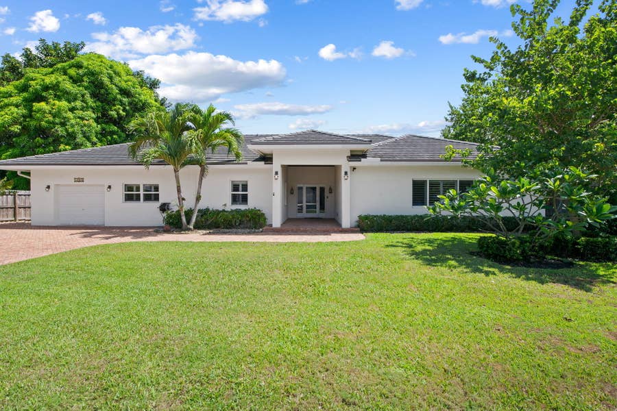 Property photo for 3206 LEIGH Road, Pompano Beach, FL