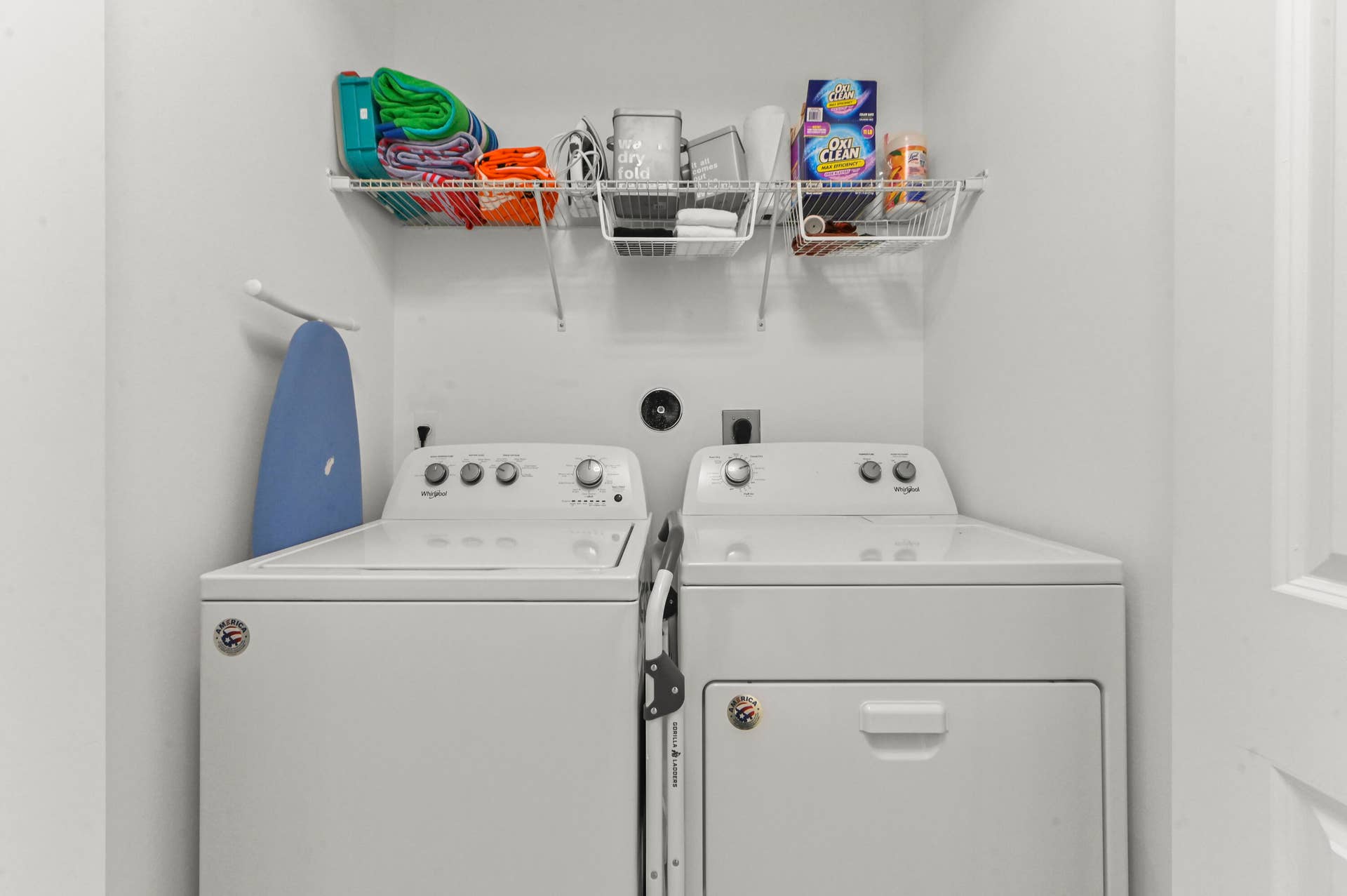 355 NW 33RD Lane, Pompano Beach, FL 33069 19 Laundry Room 01