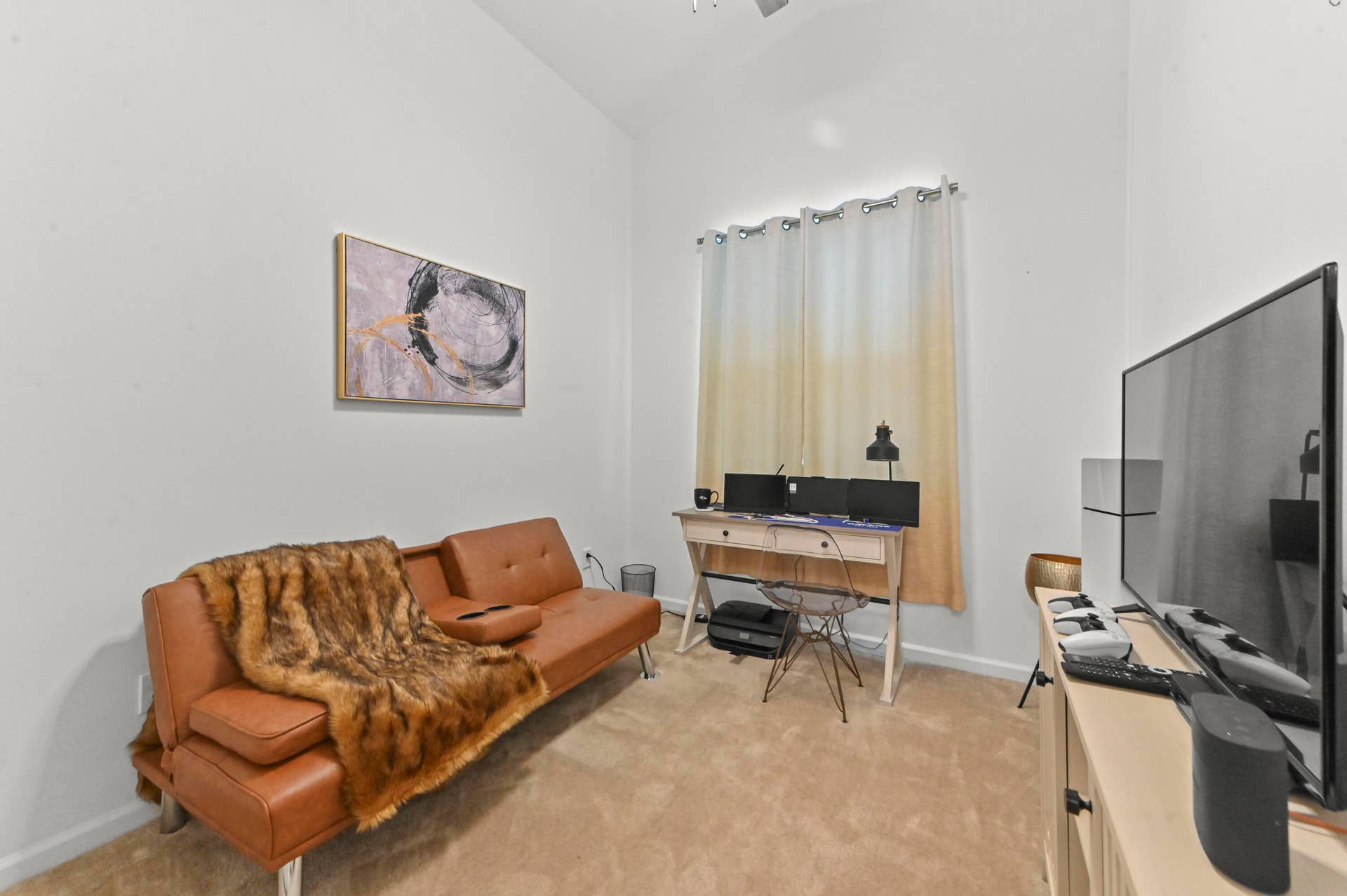 355 NW 33RD Lane, Pompano Beach, FL 33069 23 Office 01