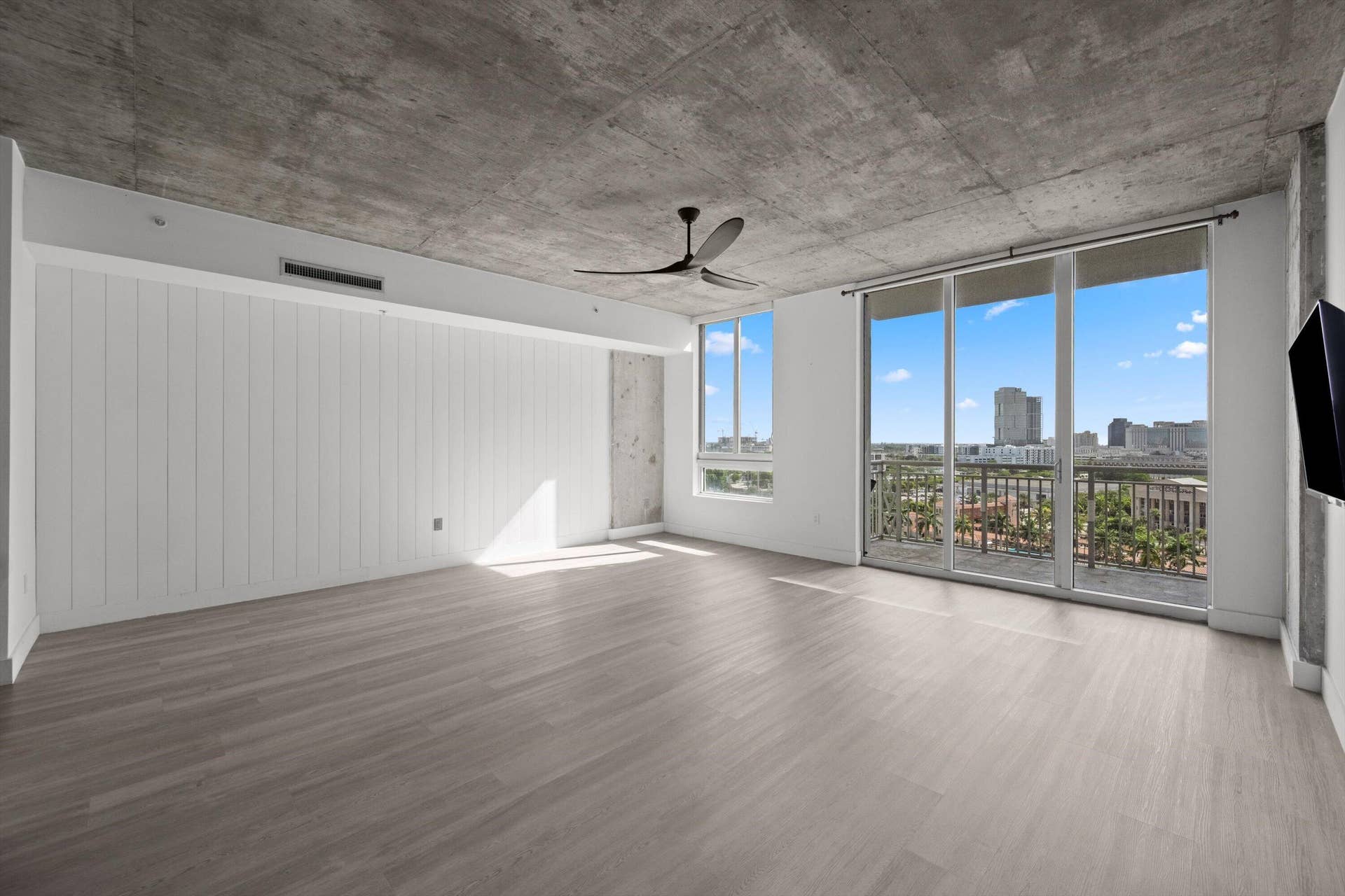 300 S AUSTRALIAN Avenue, #1103, West Palm Beach, West Palm Beach, FL 33401 07-DSC_8343