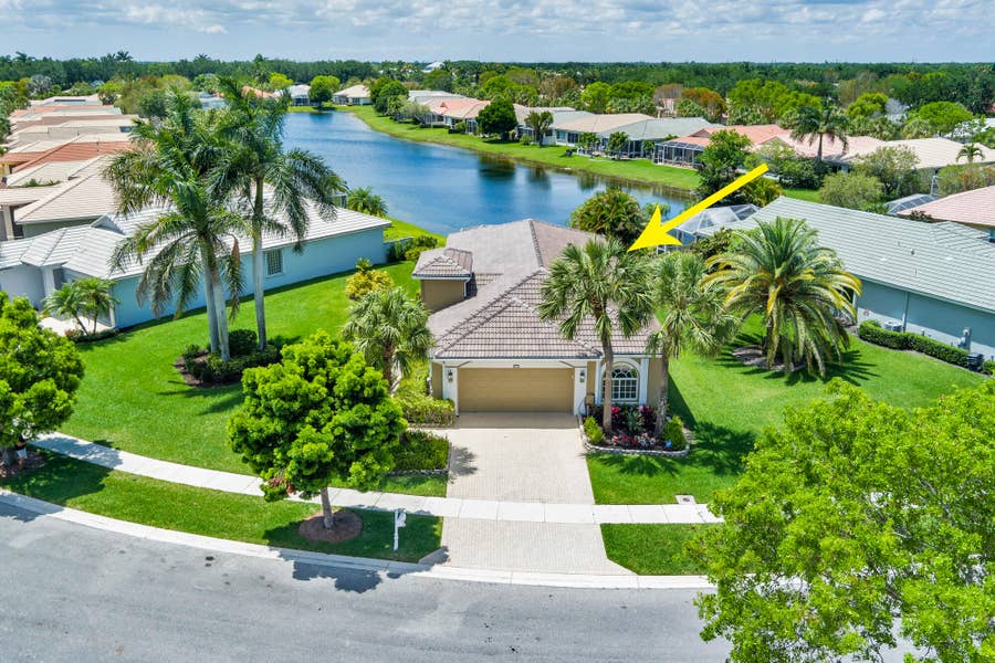 Property photo for 9119 Bay Point Circle, West Palm Beach, FL