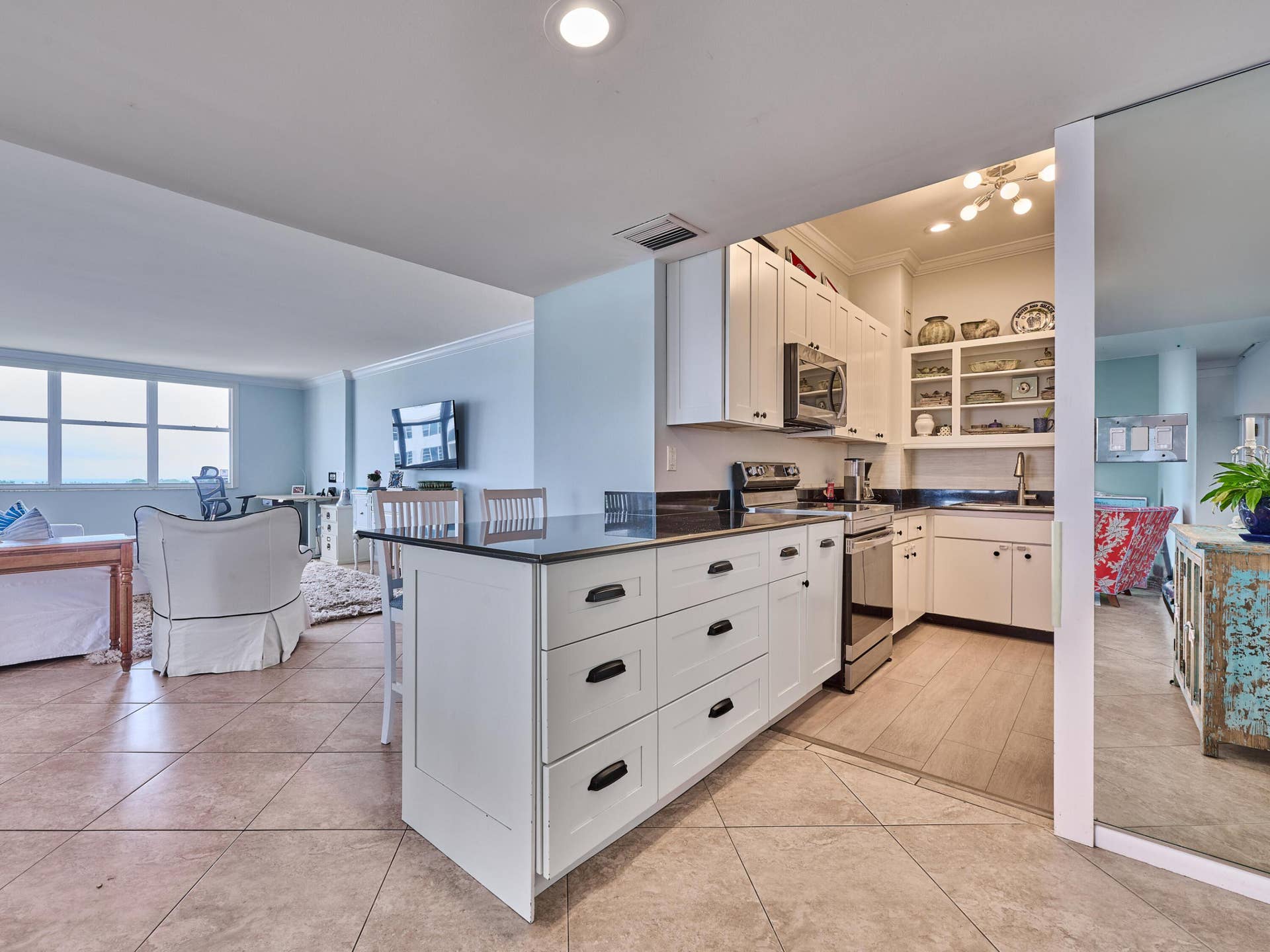 2600 N FLAGLER Drive, #3, West Palm Beach, FL 33407 C PYL 0006