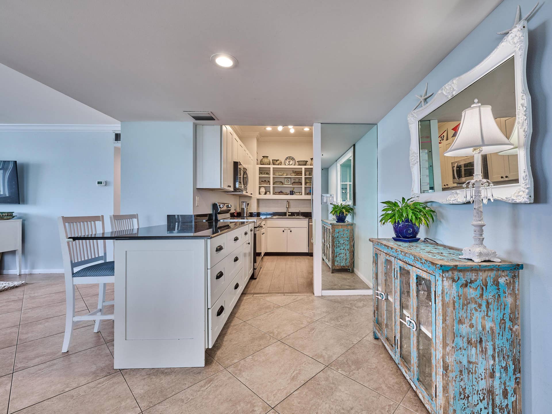 2600 N FLAGLER Drive, #3, West Palm Beach, FL 33407 C PYL 0007