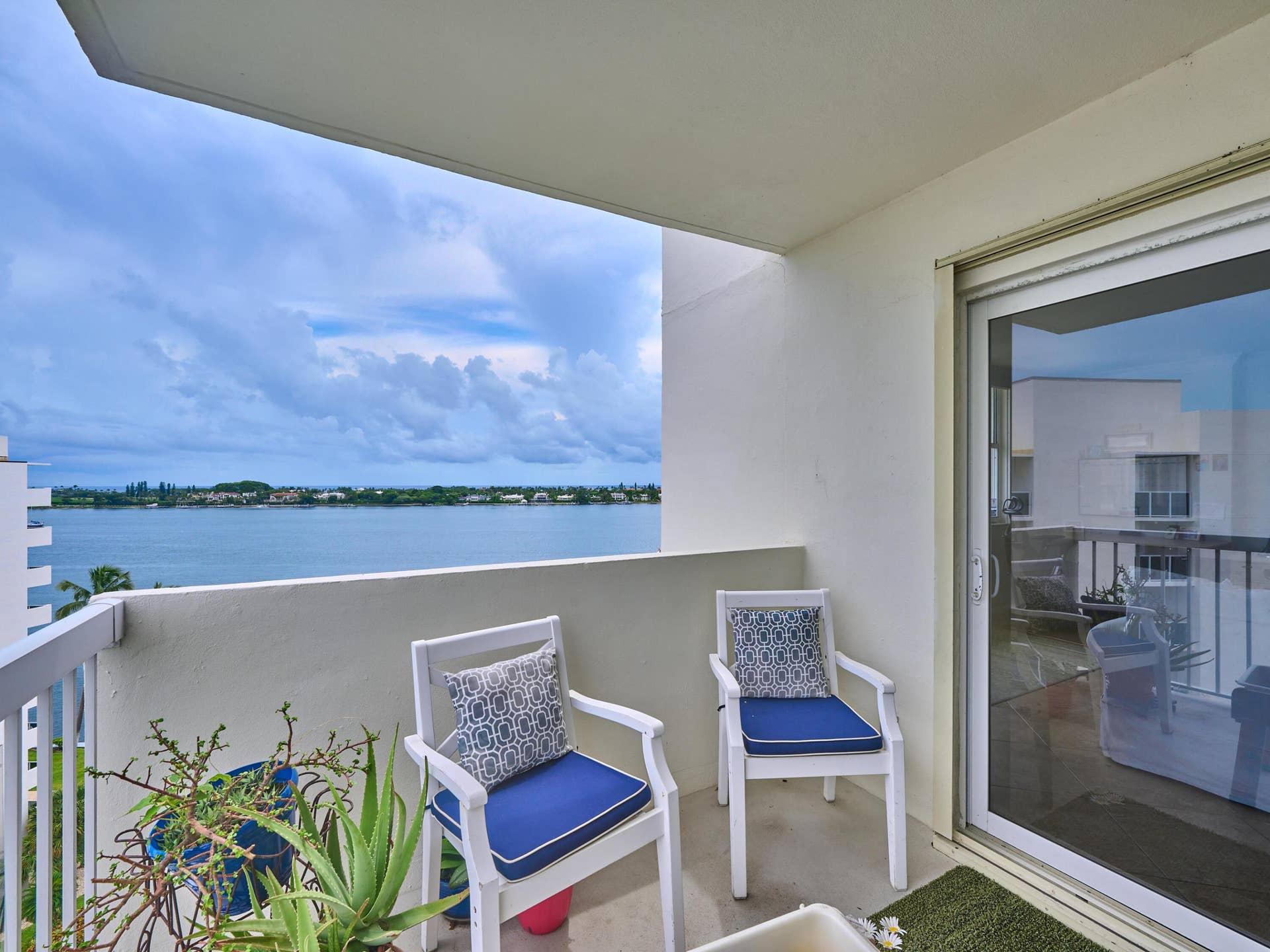 2600 N FLAGLER Drive, #3, West Palm Beach, FL 33407 C PYL 0030