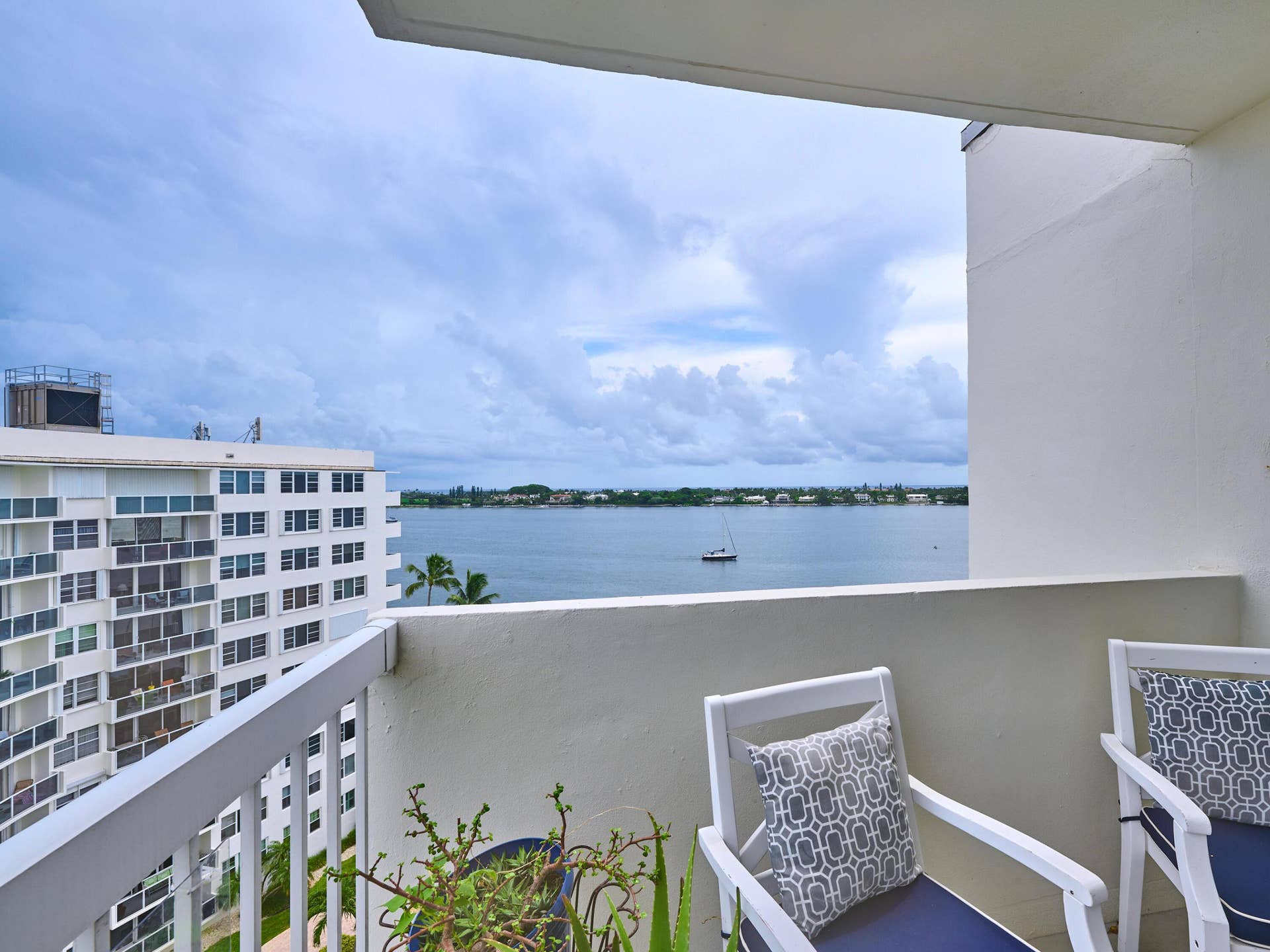 2600 N FLAGLER Drive, #3, West Palm Beach, FL 33407 C PYL 0029
