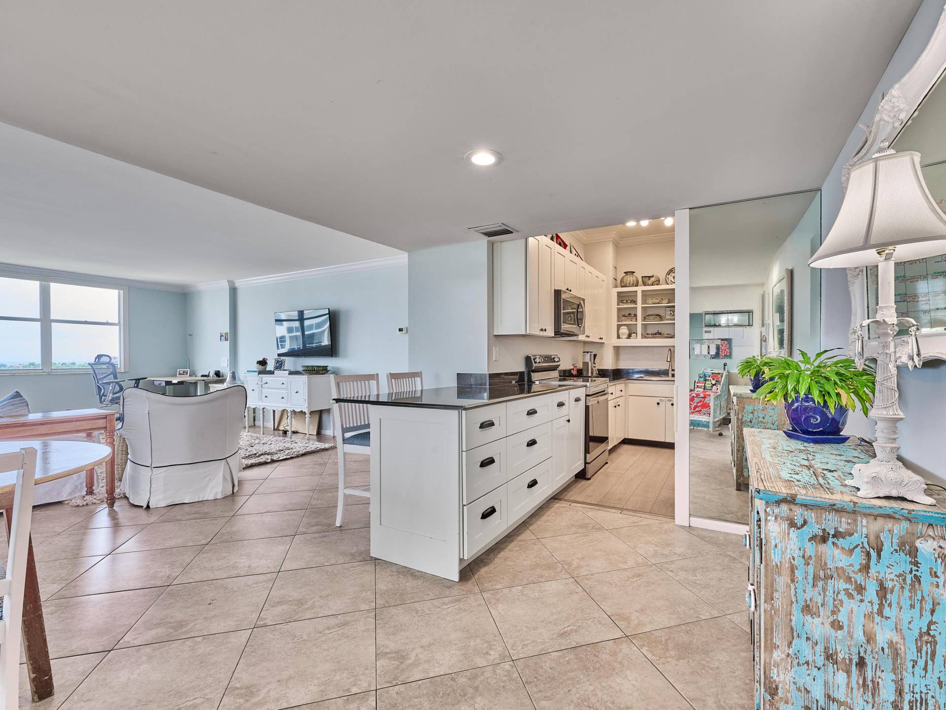 2600 N FLAGLER Drive, #3, West Palm Beach, FL 33407 C PYL 0004