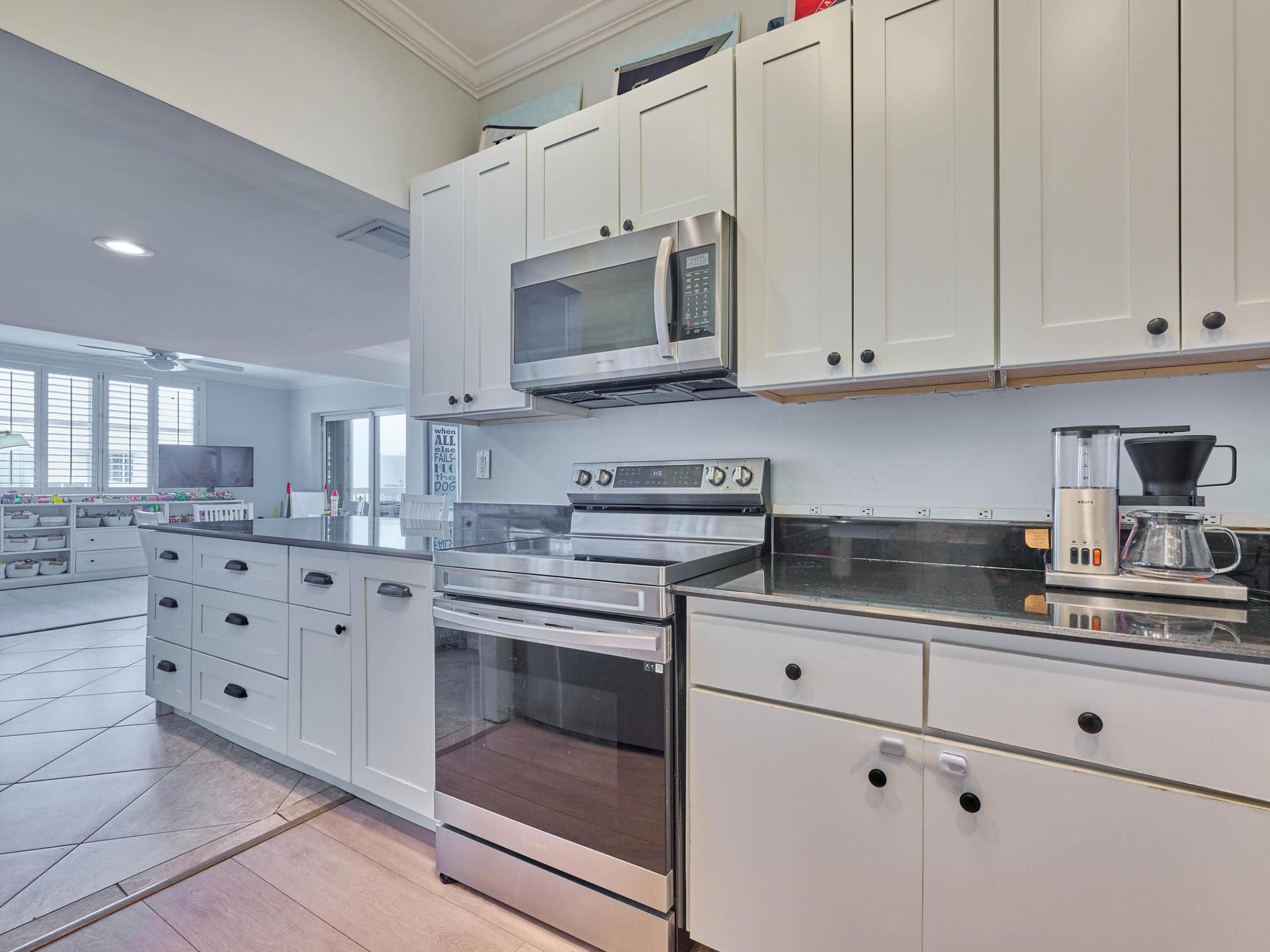2600 N FLAGLER Drive, #3, West Palm Beach, FL 33407 C PYL 0012