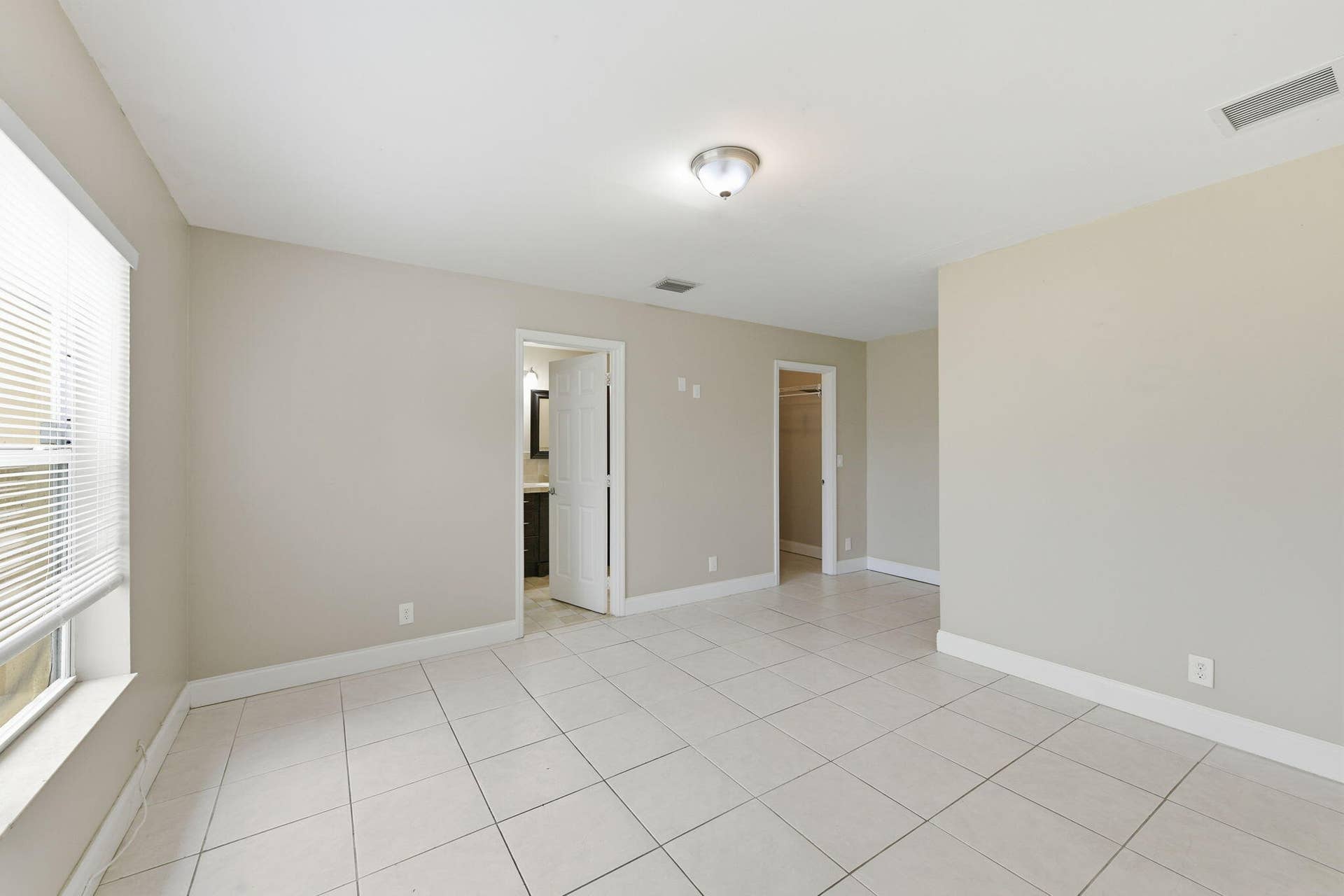 939 CHARLES Street, West Palm Beach, FL 33401 019_ListerPros