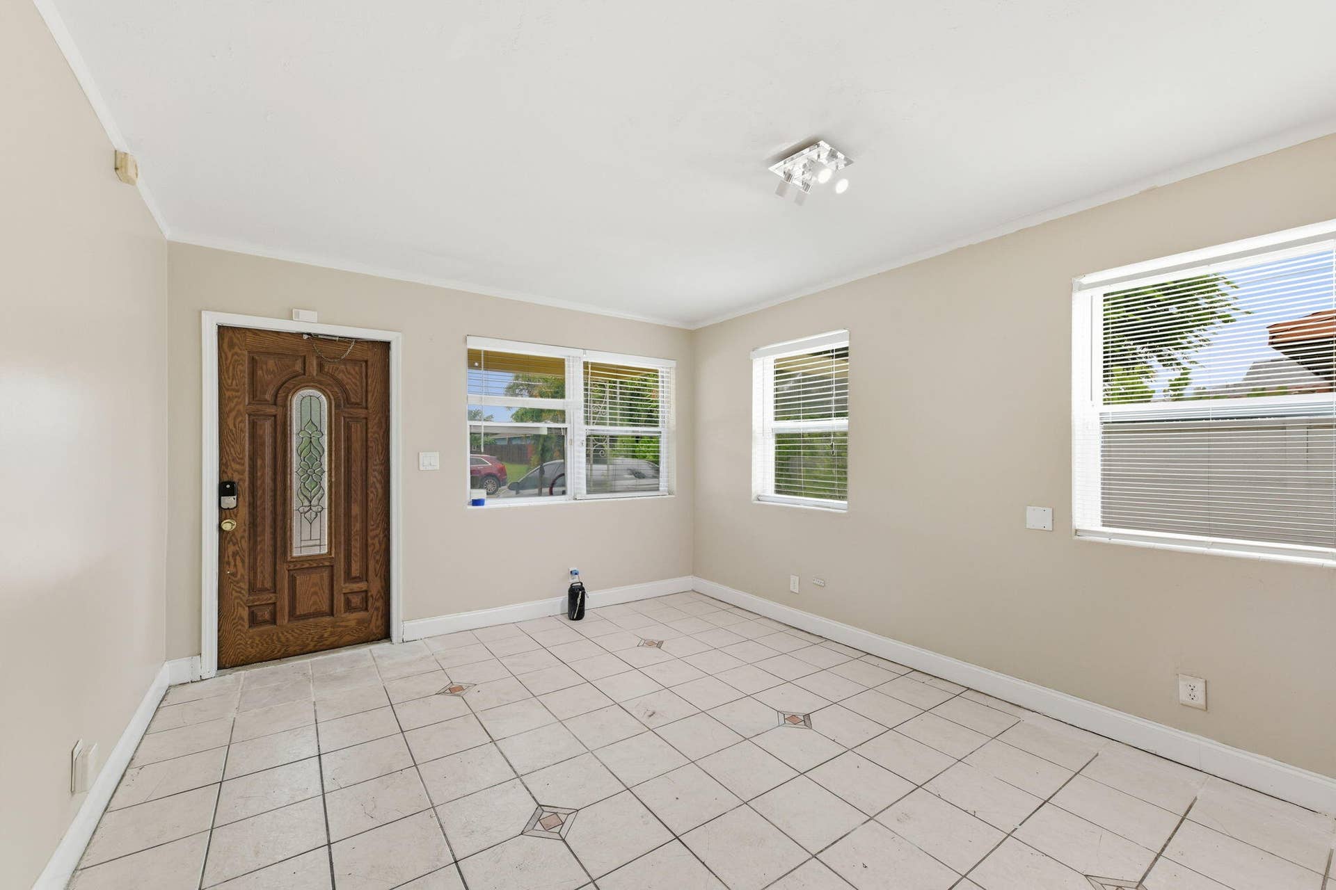 939 CHARLES Street, West Palm Beach, FL 33401 003_ListerPros