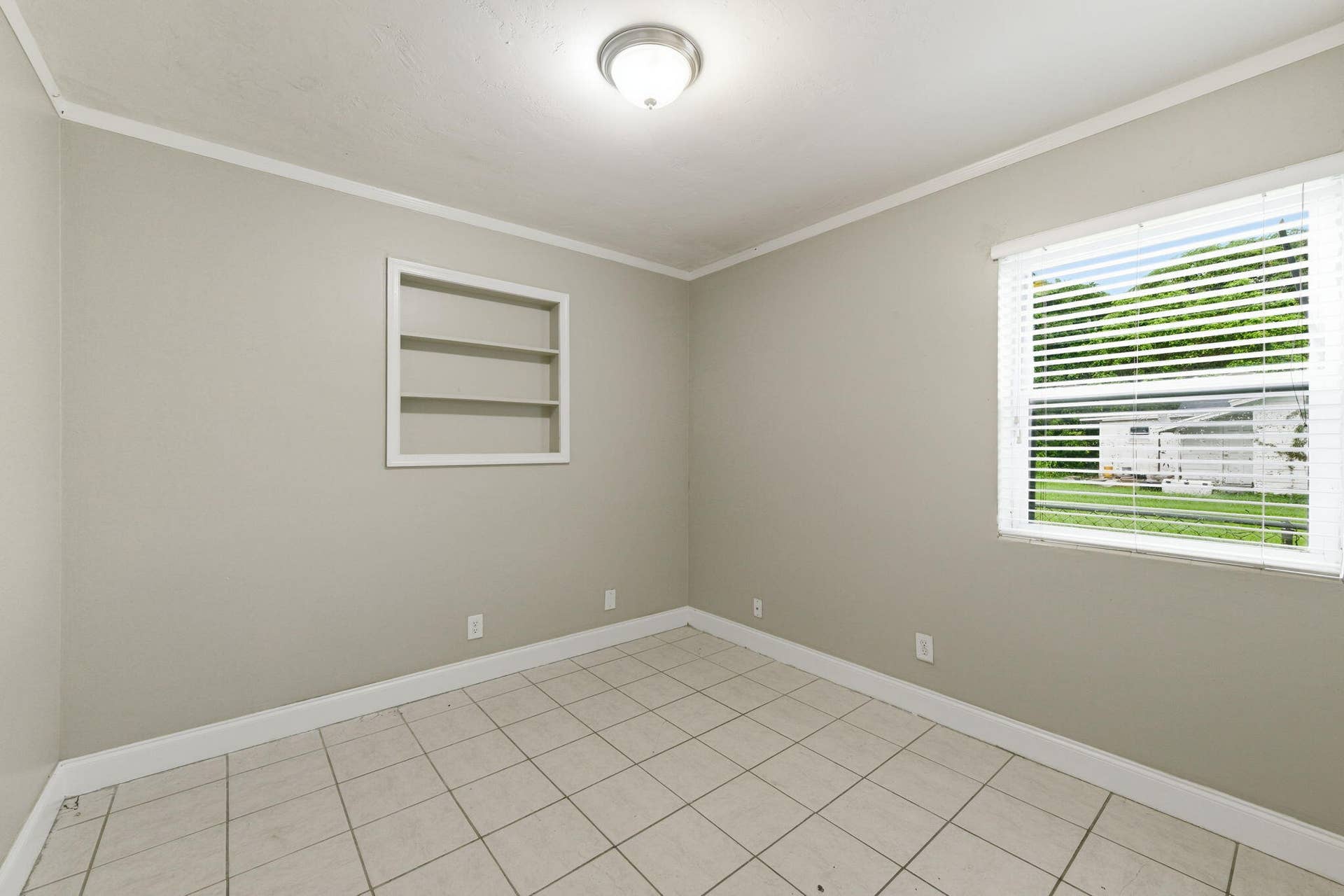 939 CHARLES Street, West Palm Beach, FL 33401 012_ListerPros