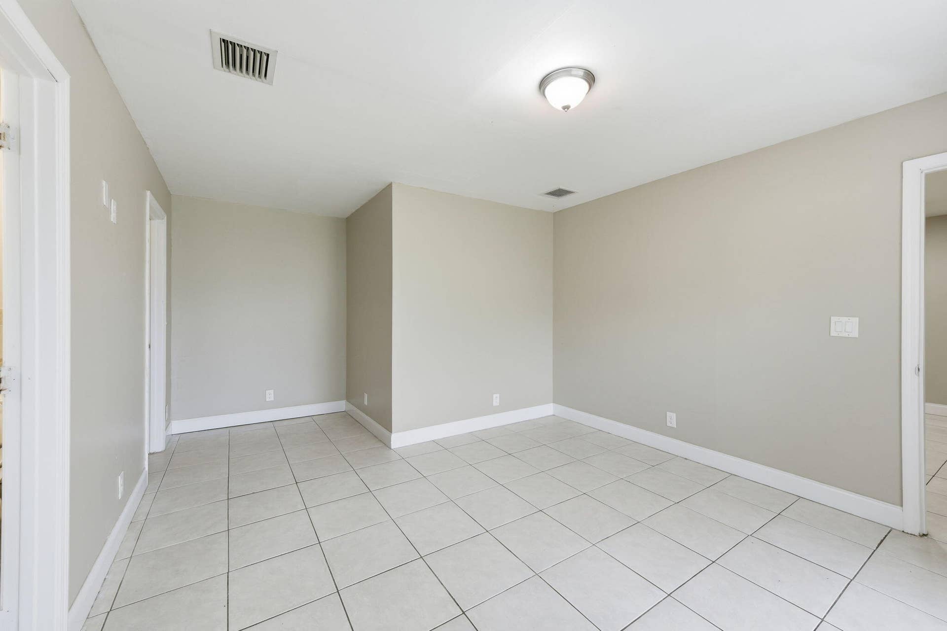 939 CHARLES Street, West Palm Beach, FL 33401 020_ListerPros