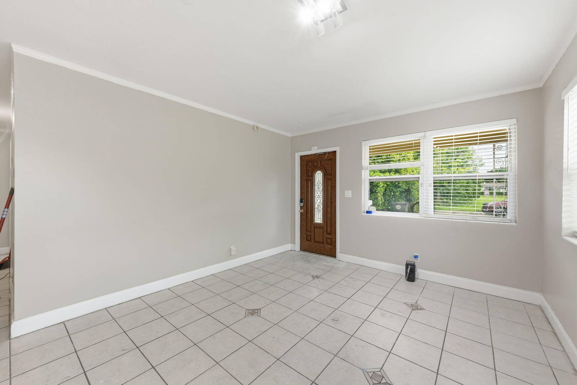 939 CHARLES Street, West Palm Beach, FL 33401 004_ListerPros