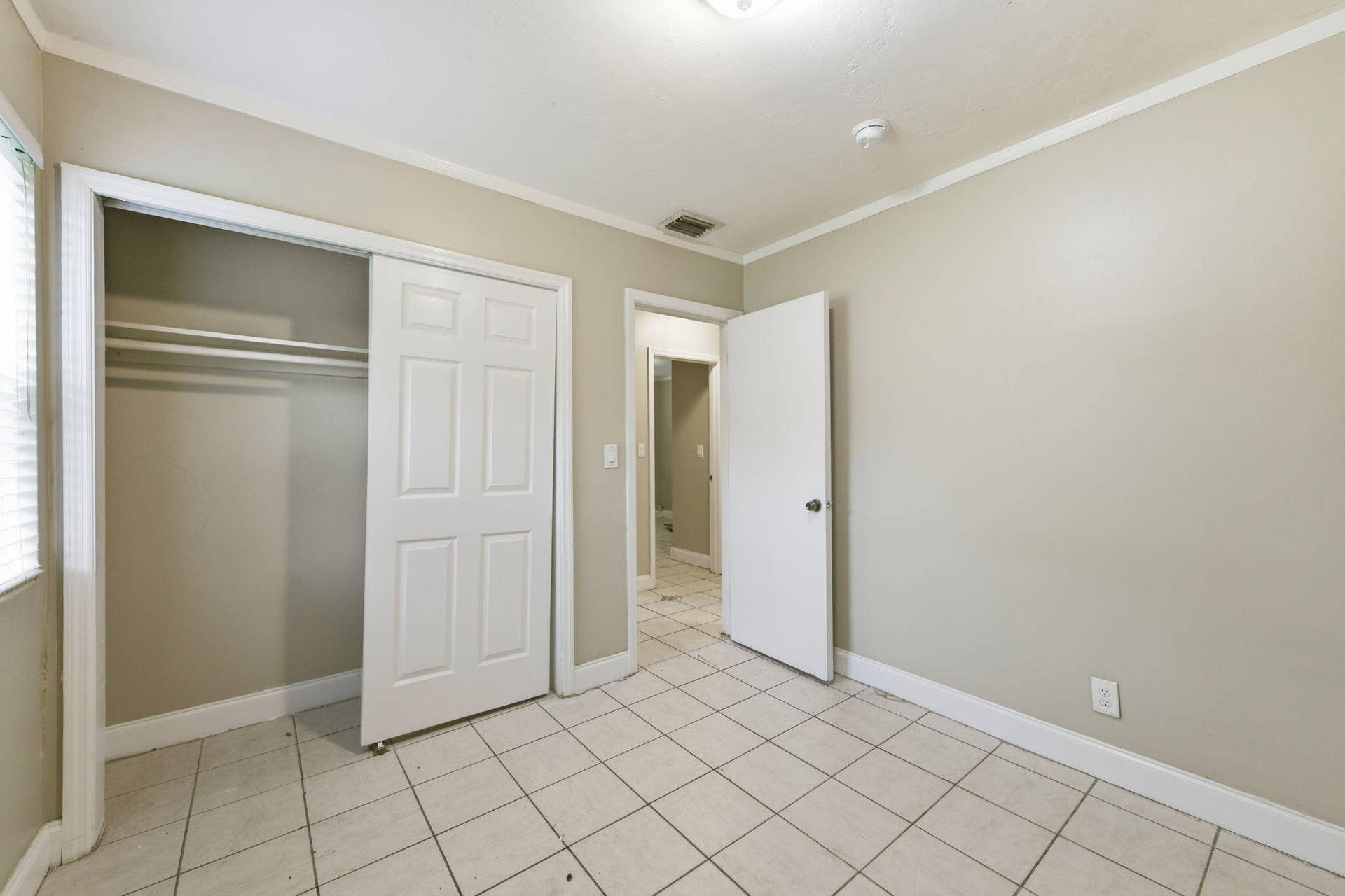 939 CHARLES Street, West Palm Beach, FL 33401 013_ListerPros