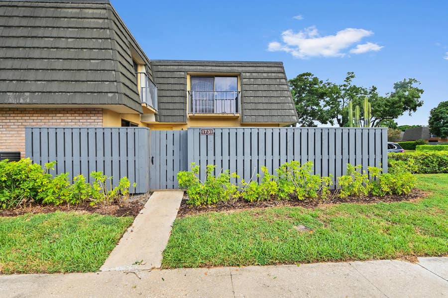 Property photo for 1731 17th Way, West Palm Beach, FL