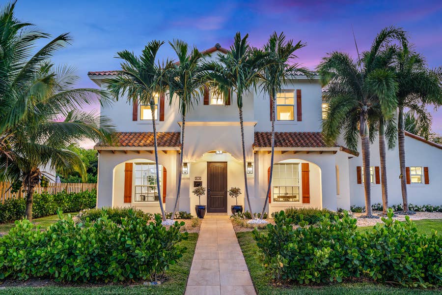 Property photo for 914 NE 2ND Avenue, Delray Beach, FL