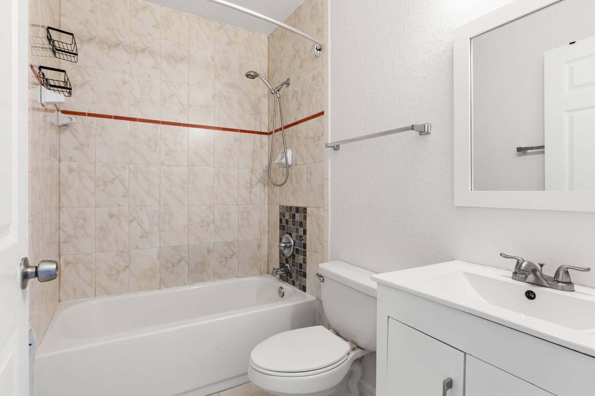 24 SW 6th Street, #2, Hallandale Beach, FL 33009 1I6A4475