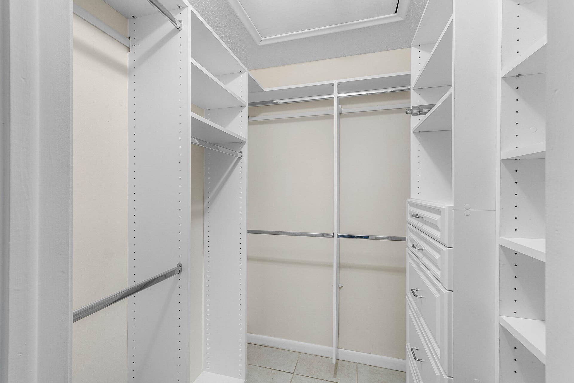 14605 Lucy Drive, Delray Beach, FL 33484 Built-In Closet
