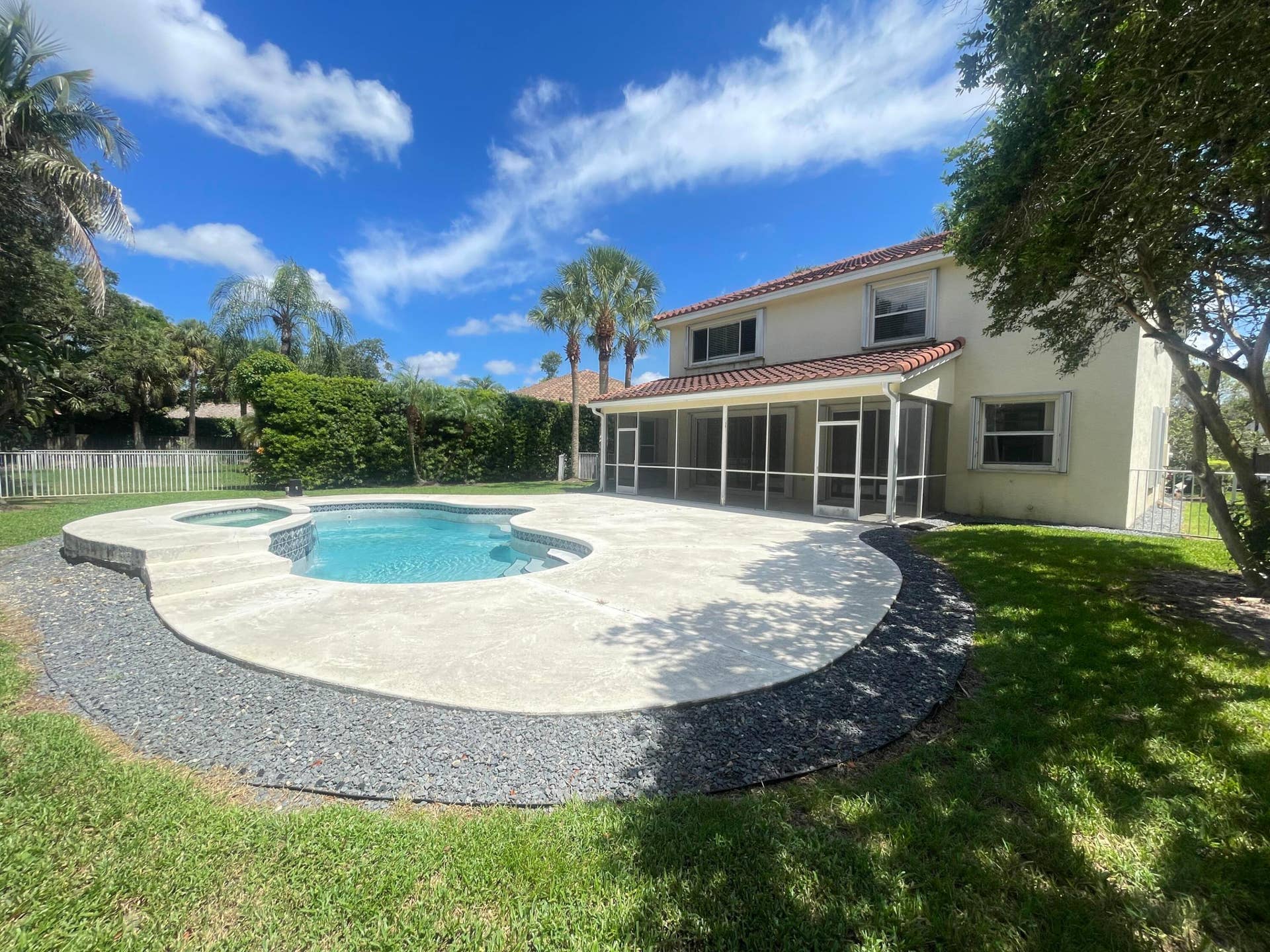 10225 NW 60TH Place, Parkland, Parkland, FL 33076 Swimming pool and patio