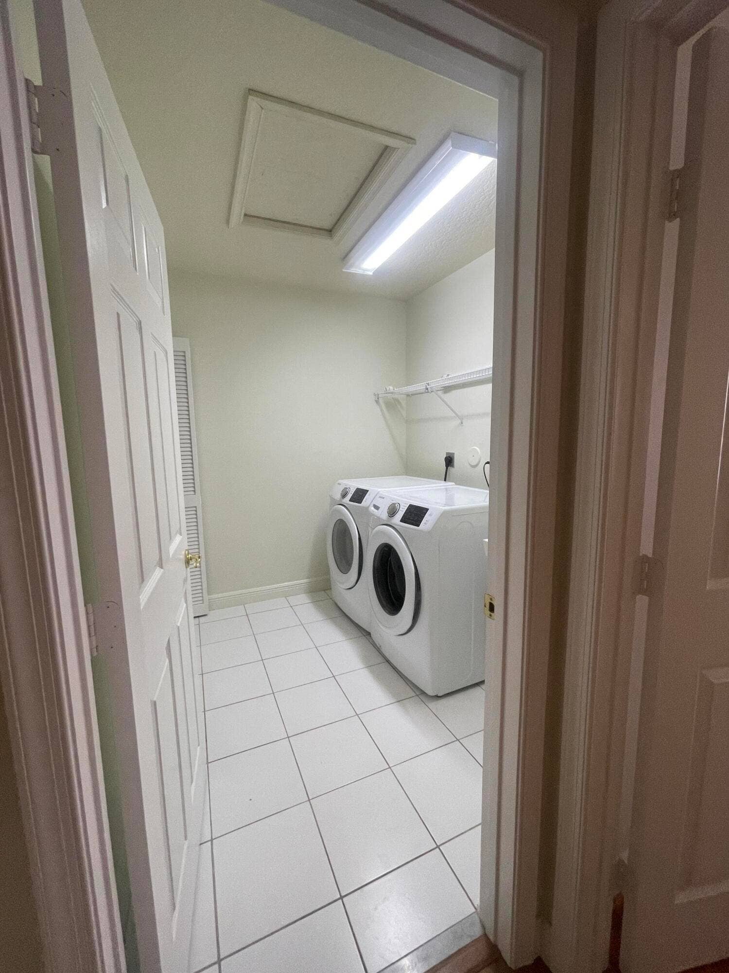10225 NW 60TH Place, Parkland, Parkland, FL 33076 2F Laundry
