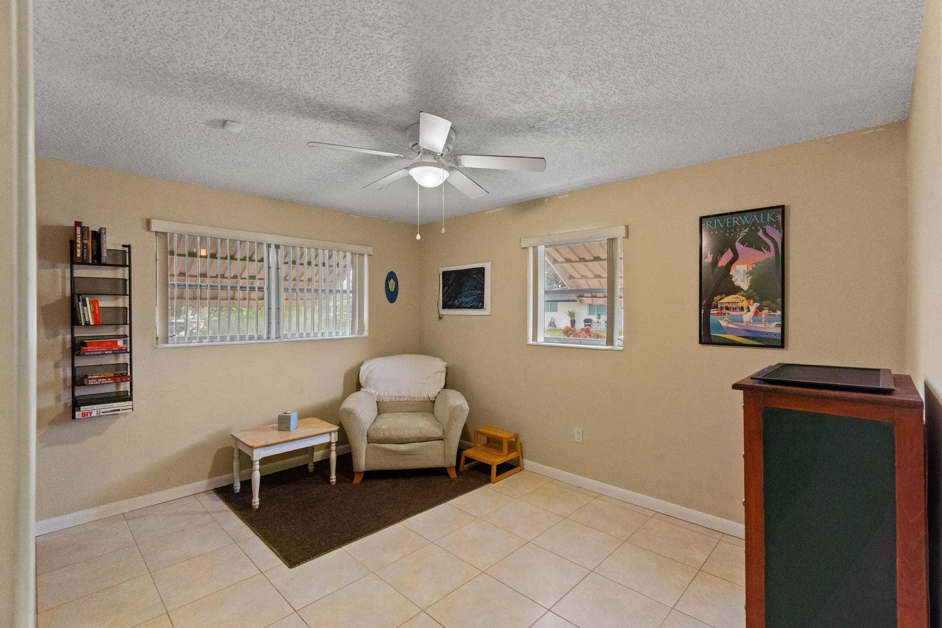 1111 NW 85TH Way, Pembroke Pines, FL 33024 DSC05198
