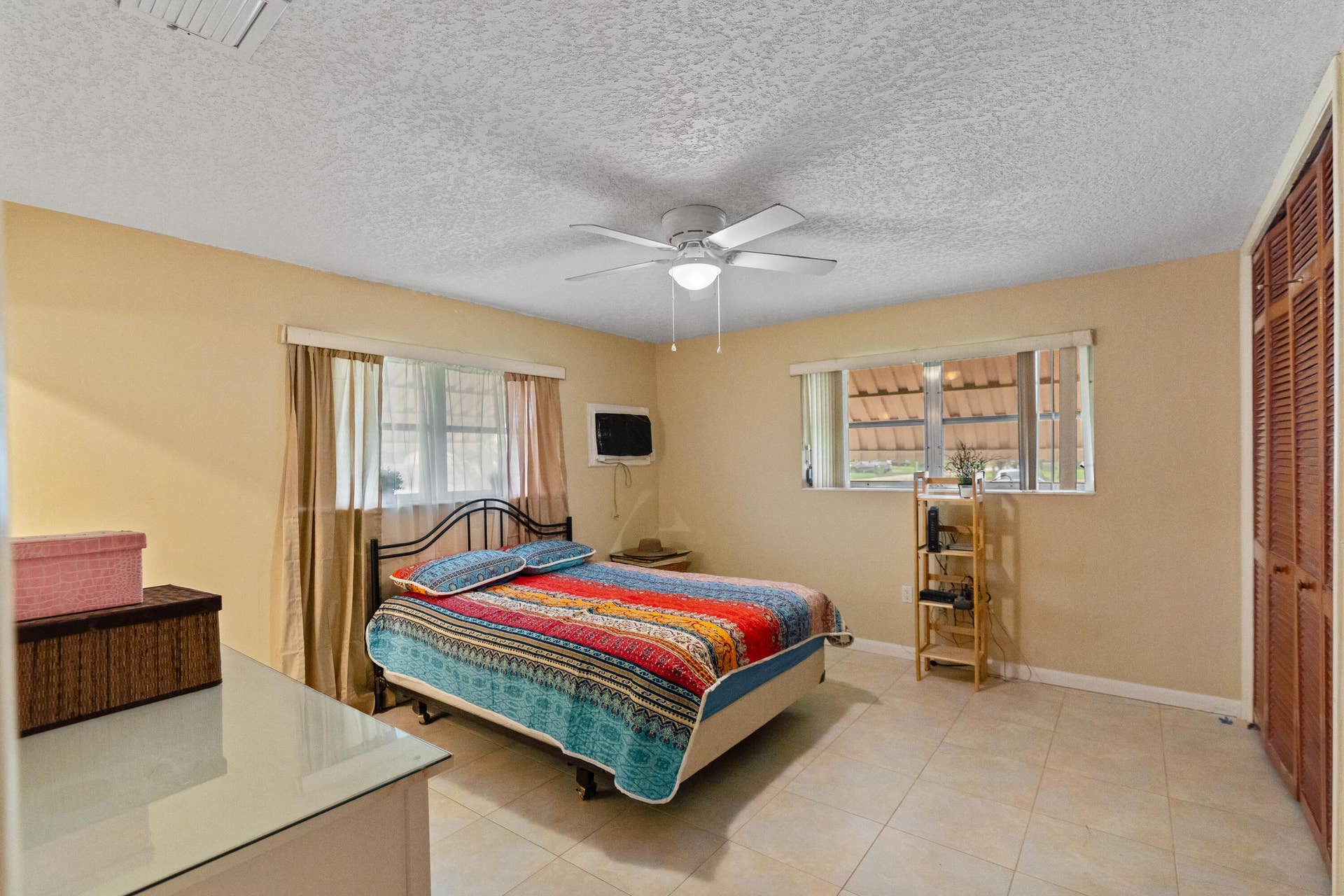 1111 NW 85TH Way, Pembroke Pines, FL 33024 DSC05210