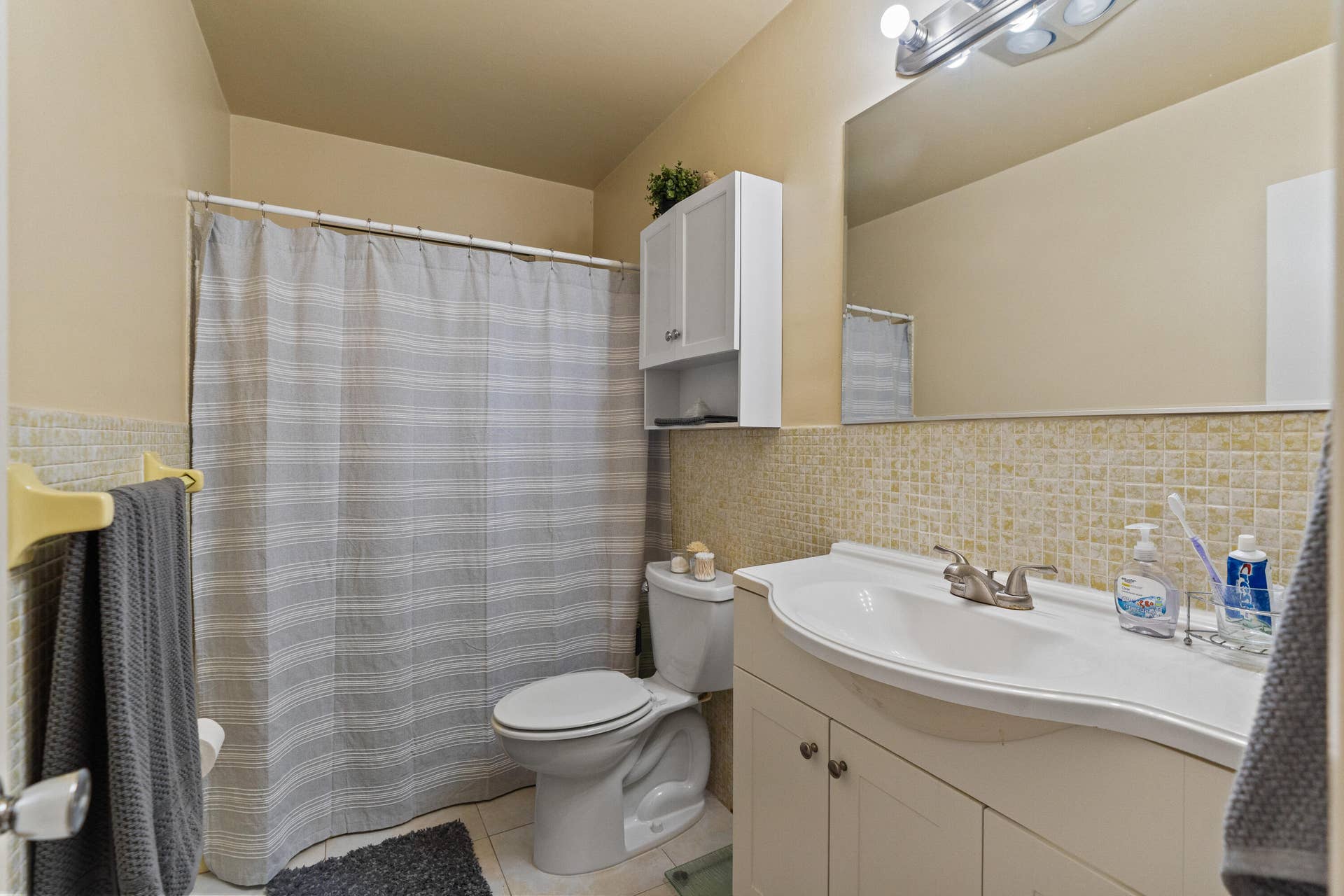 1111 NW 85TH Way, Pembroke Pines, FL 33024 DSC05192