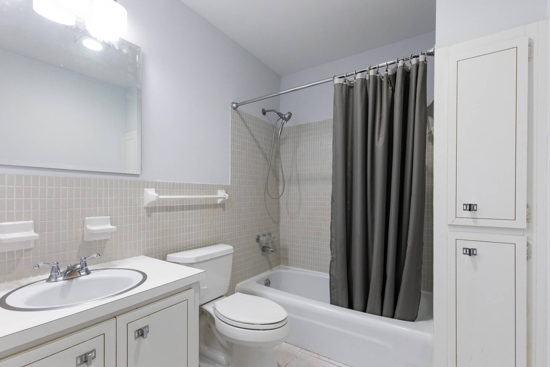 2261 NE 67th Street, #1826, Fort Lauderdale, FL 33308 MasterBathroom