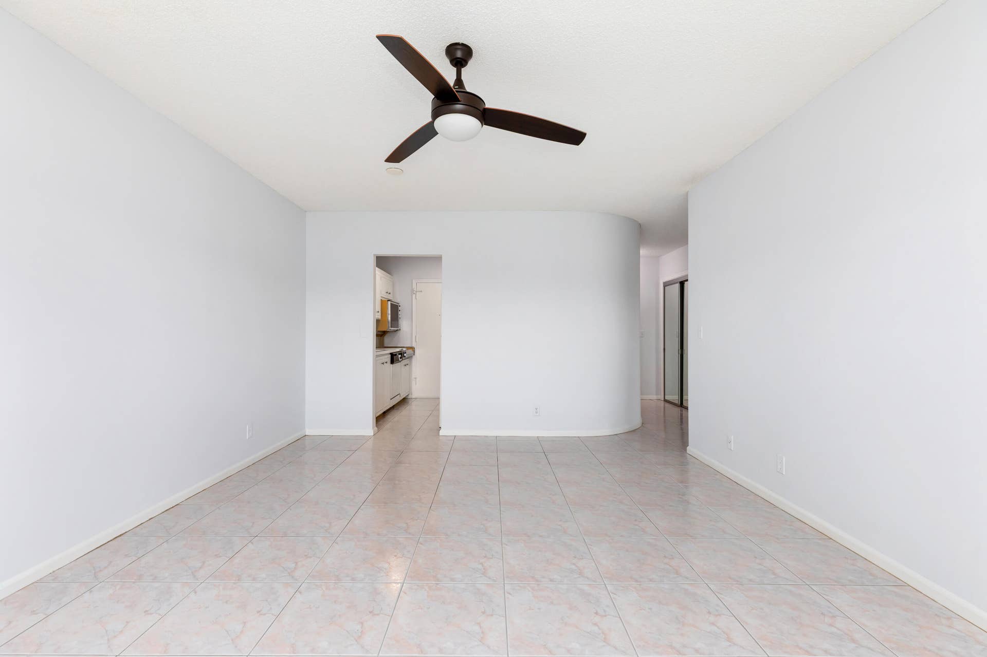 2261 NE 67th Street, #1826, Fort Lauderdale, FL 33308 1I6A4712