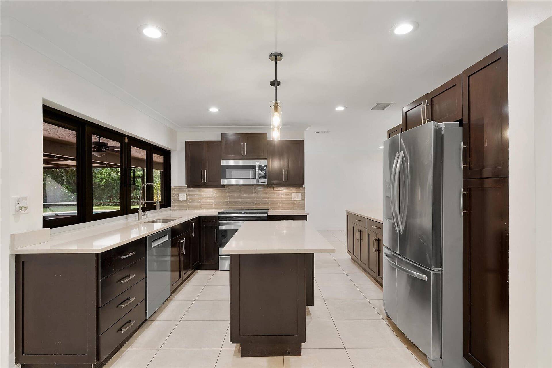 15-244 NW 102nd Terrace_015