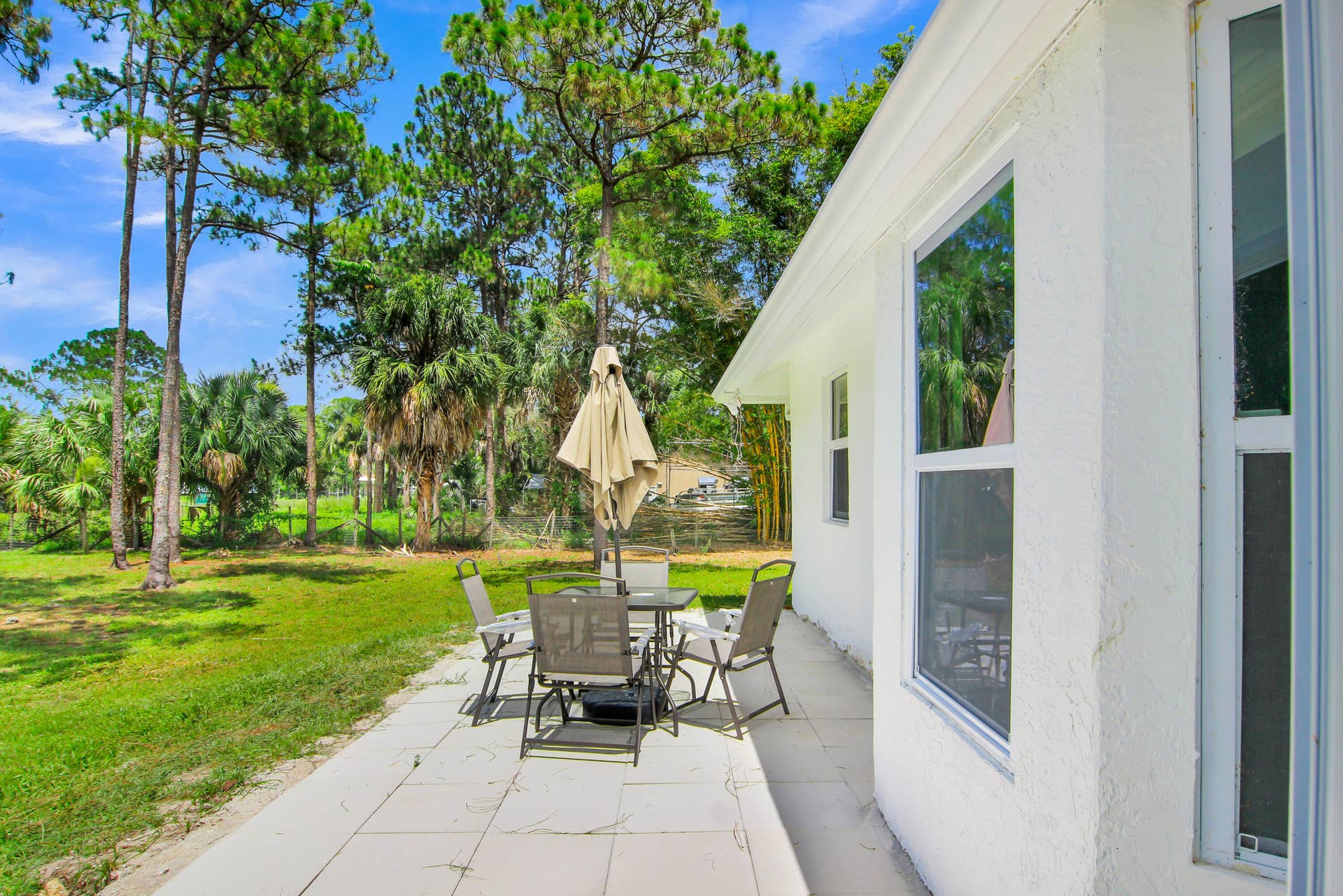 14817 97TH Road N, The Acreage, FL 33412 Backyard patio