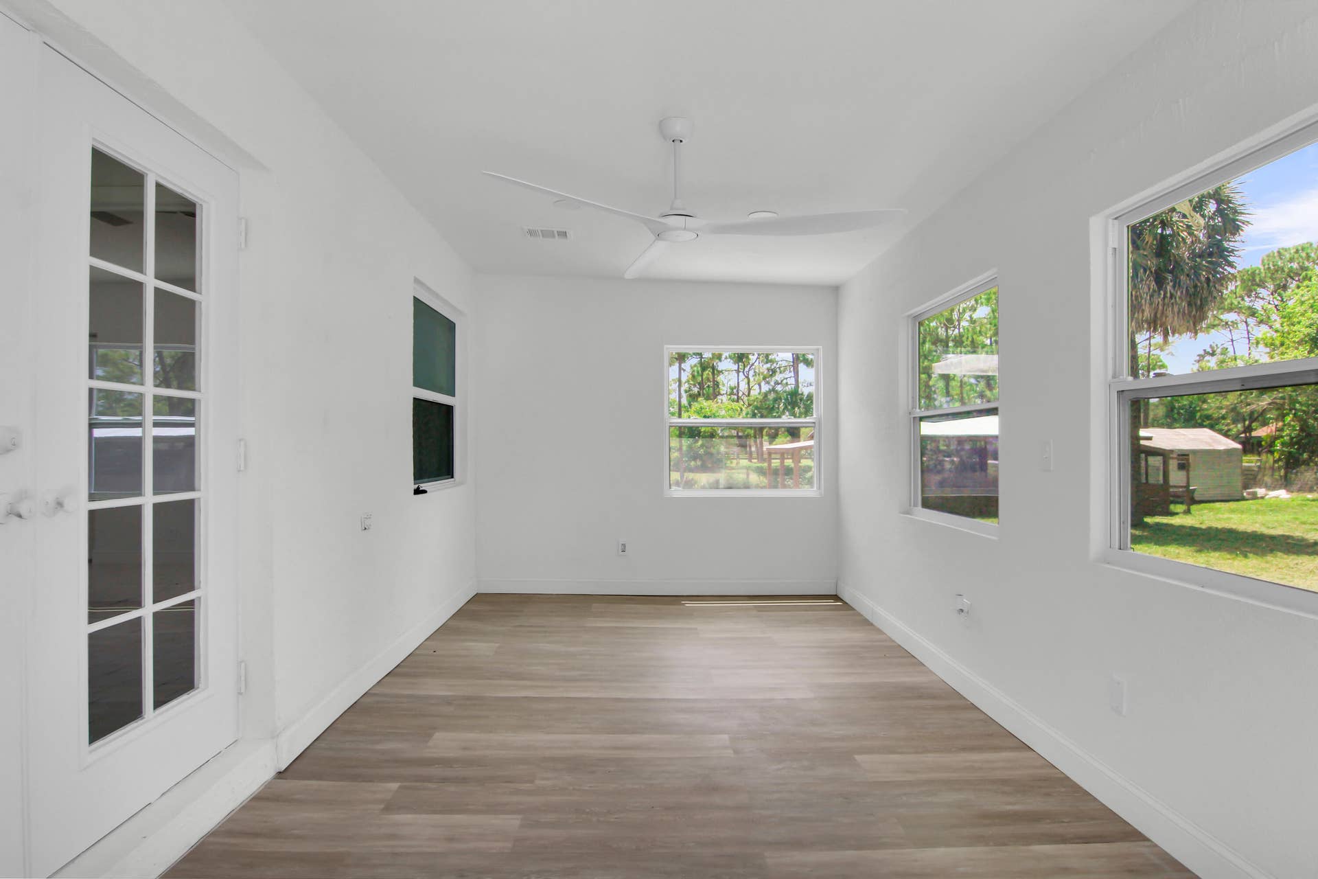 14817 97TH Road N, The Acreage, FL 33412 Family room