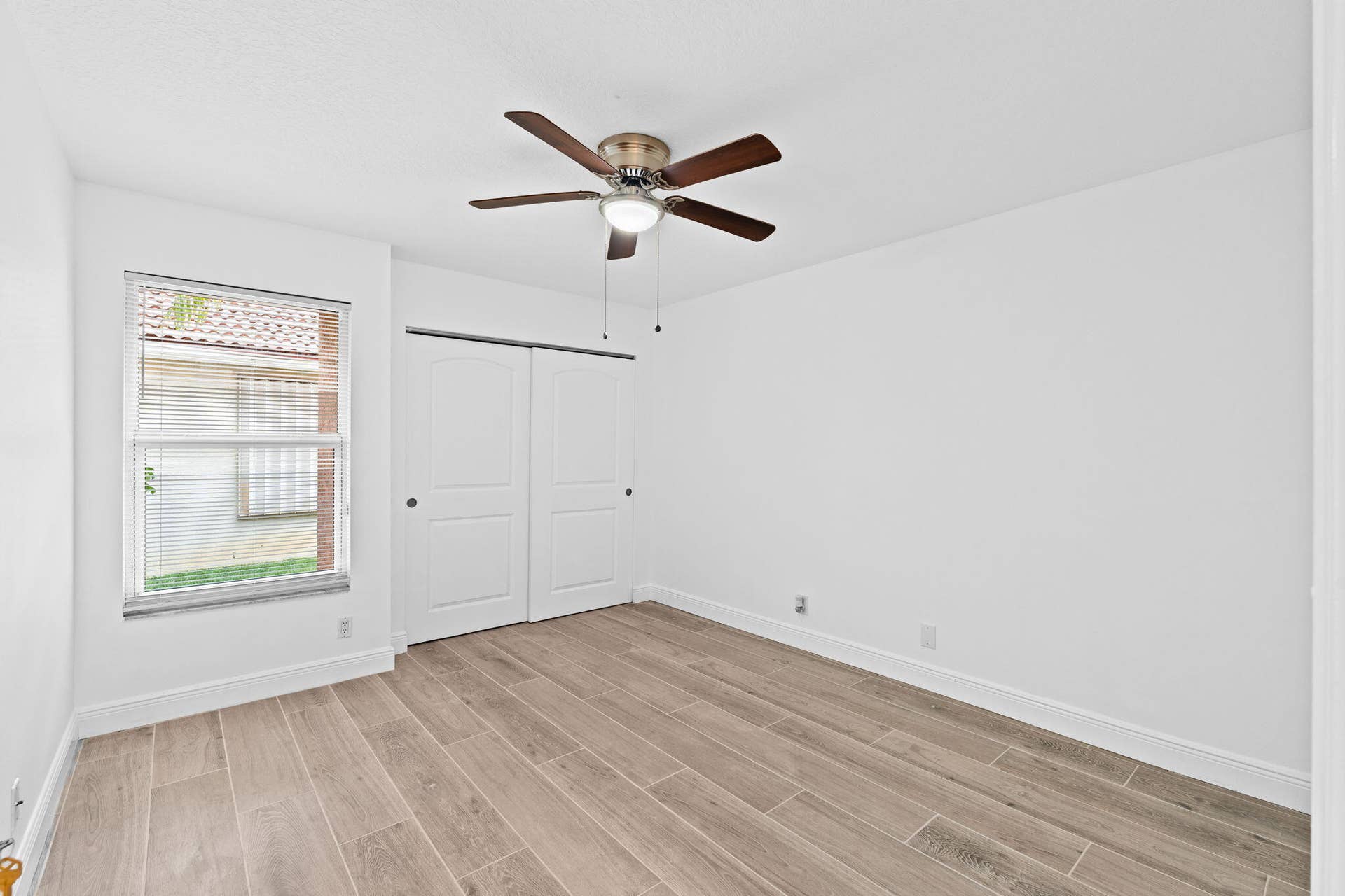 24-web-or-mls-A7405841