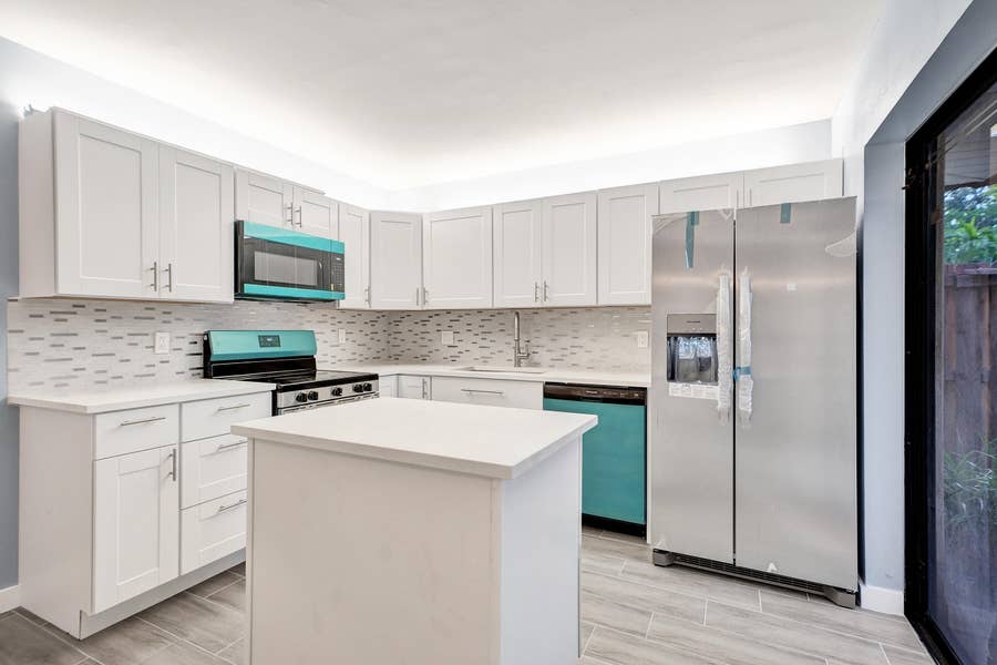 Property photo for 736 NW 98TH Circle, Plantation, FL